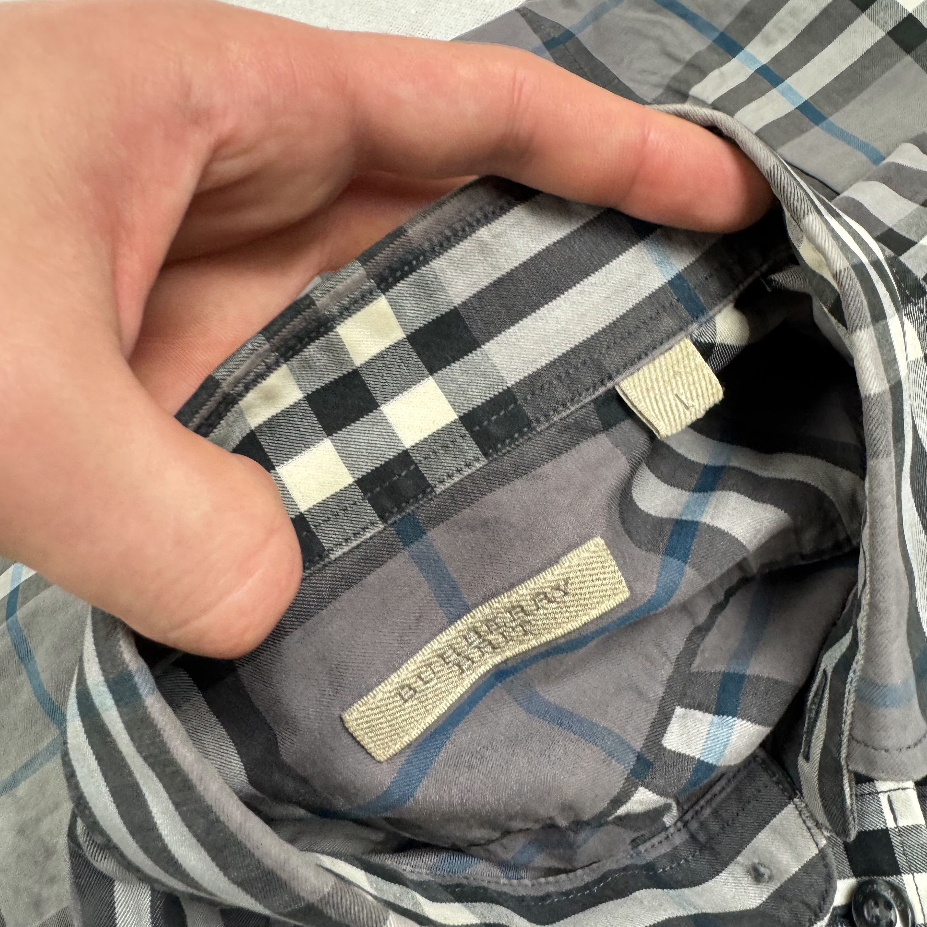 Burberry Burberry Brit Mens checked Collared Button-Up Shirt Large Size US L / EU 52-54 / 3 - 2 Thumbnail