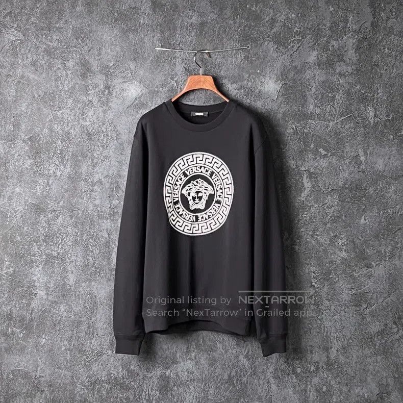 Versace Versace Black cotton back pattern Medusa pattern sweatshir Size US L / EU 52-54 / 3 - 1 Thumbnail