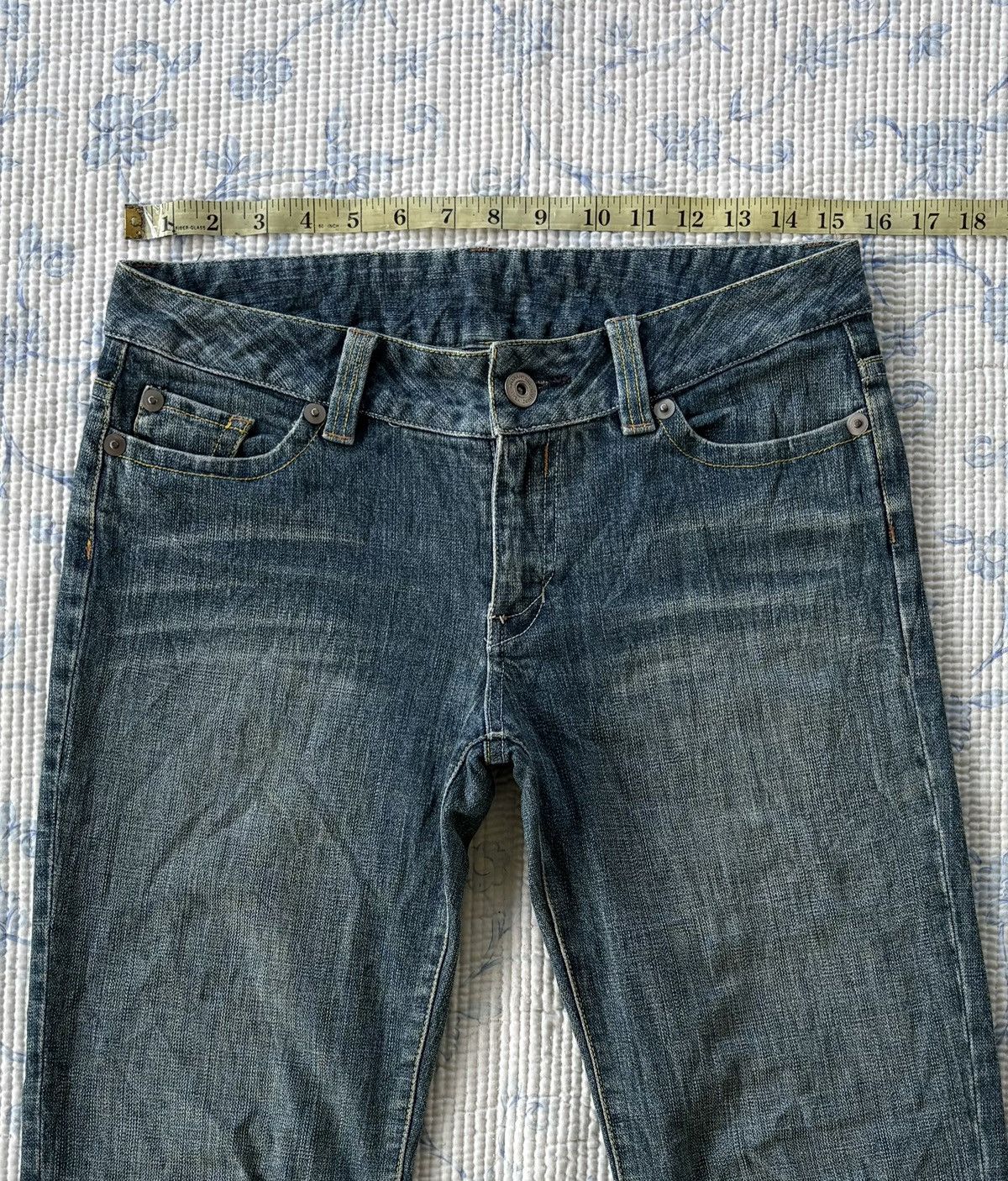 Uniqlo Uniqlo X High Quality Guarented Flared Denim Streetwear Size US 31 - 2 Thumbnail