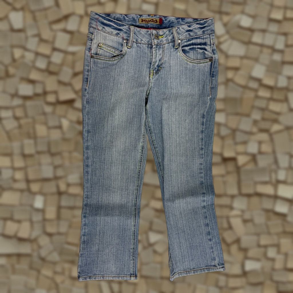 Denime Mudd Jeans Women's Junior's Size 3 Capri Pants Blue Denim Low Rise Straight Leg Capri Jeans Woman Size 26" / US 2 / IT 38 - 1 Thumbnail