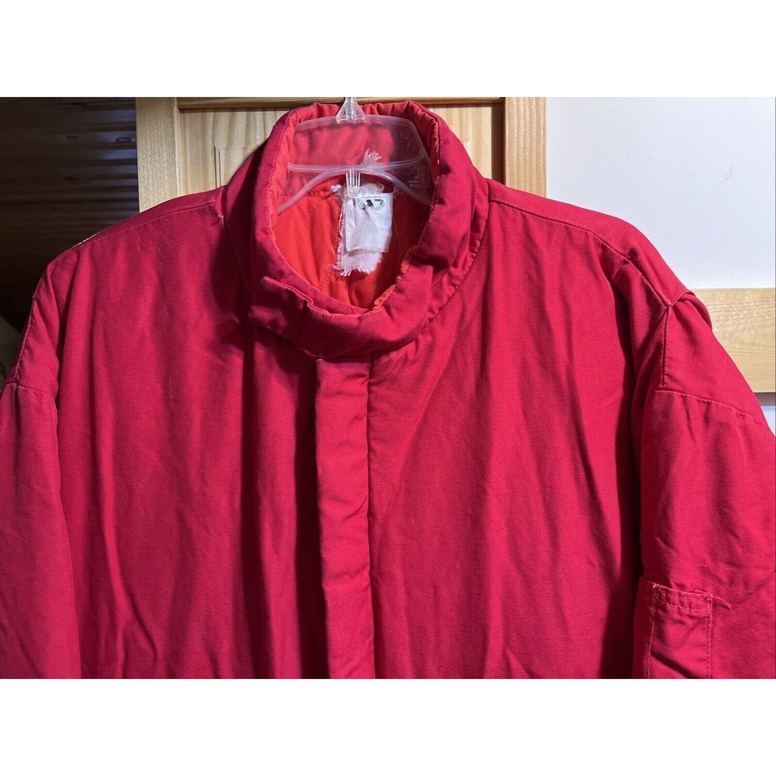 Other Wenaas Halliburton Coveralls Men’s 52x32 Red White Antiflame Size US XL / EU 56 / 4 - 5 Thumbnail