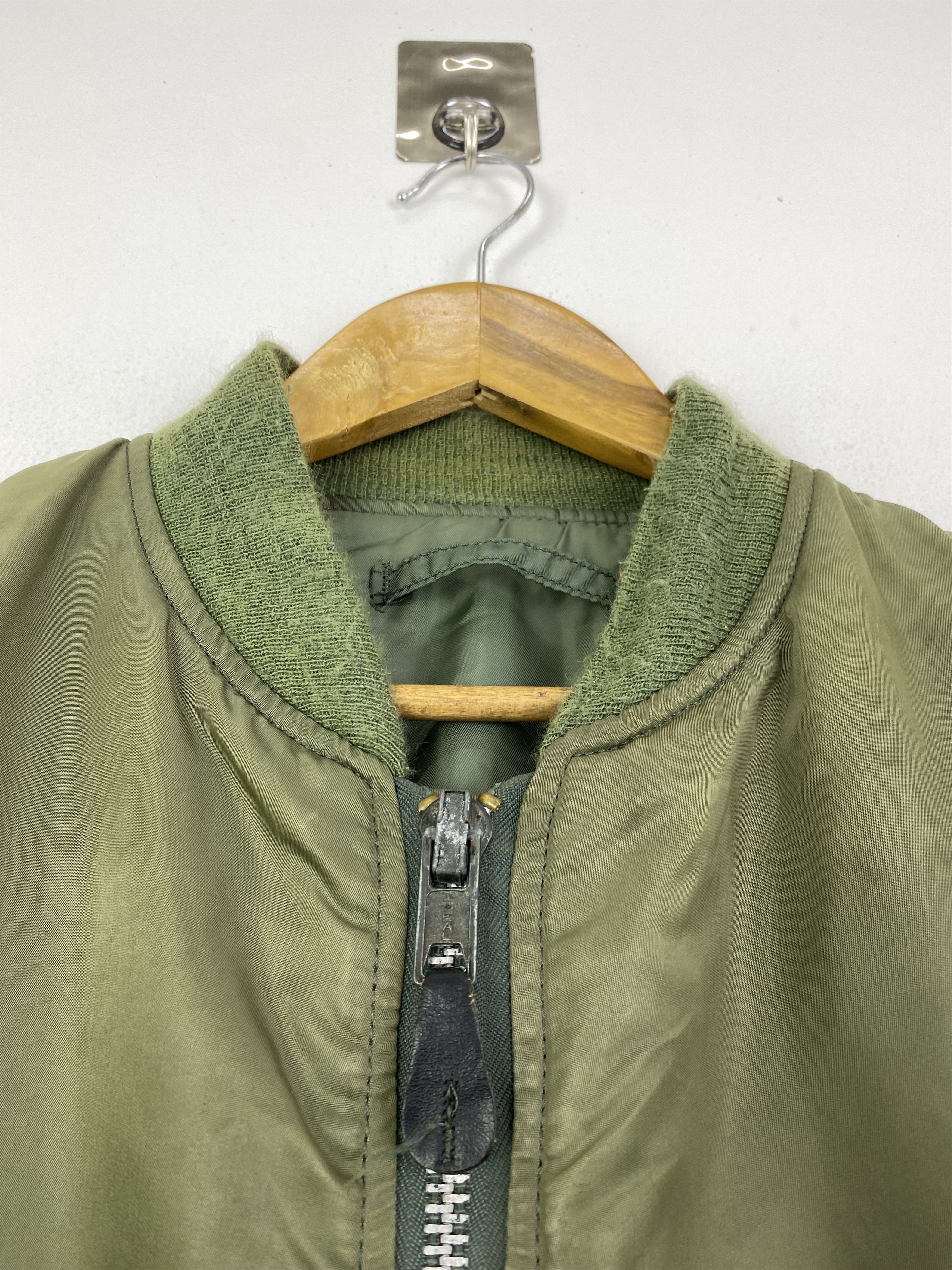 Alpha Industries Vintage Alpha Industries Bomber Flying Jacket J0014 Size US M / EU 48-50 / 2 - 9 Thumbnail