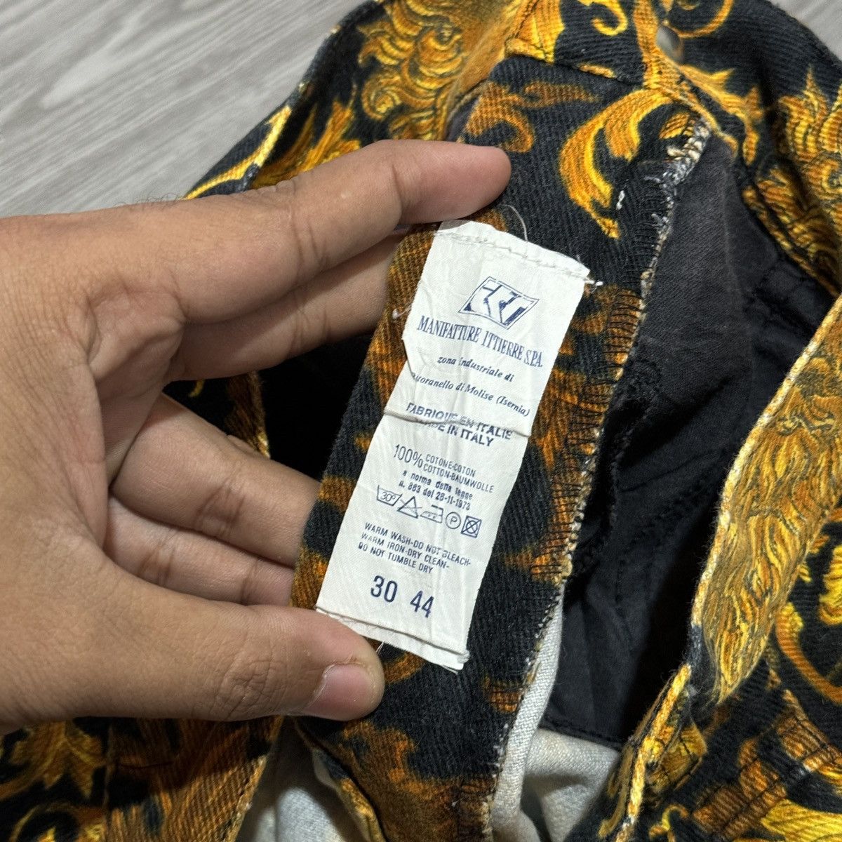 Versace × Versace Jeans Couture Versace 90s Gold Baroque High Waist Jeans Size US 30 / EU 46 - 8 Thumbnail