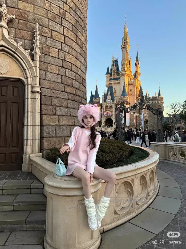Chanel Chanel Pink and white colour-matched cashmere double C bad Size XS / US 0-2 / IT 36-38 - 8 Thumbnail