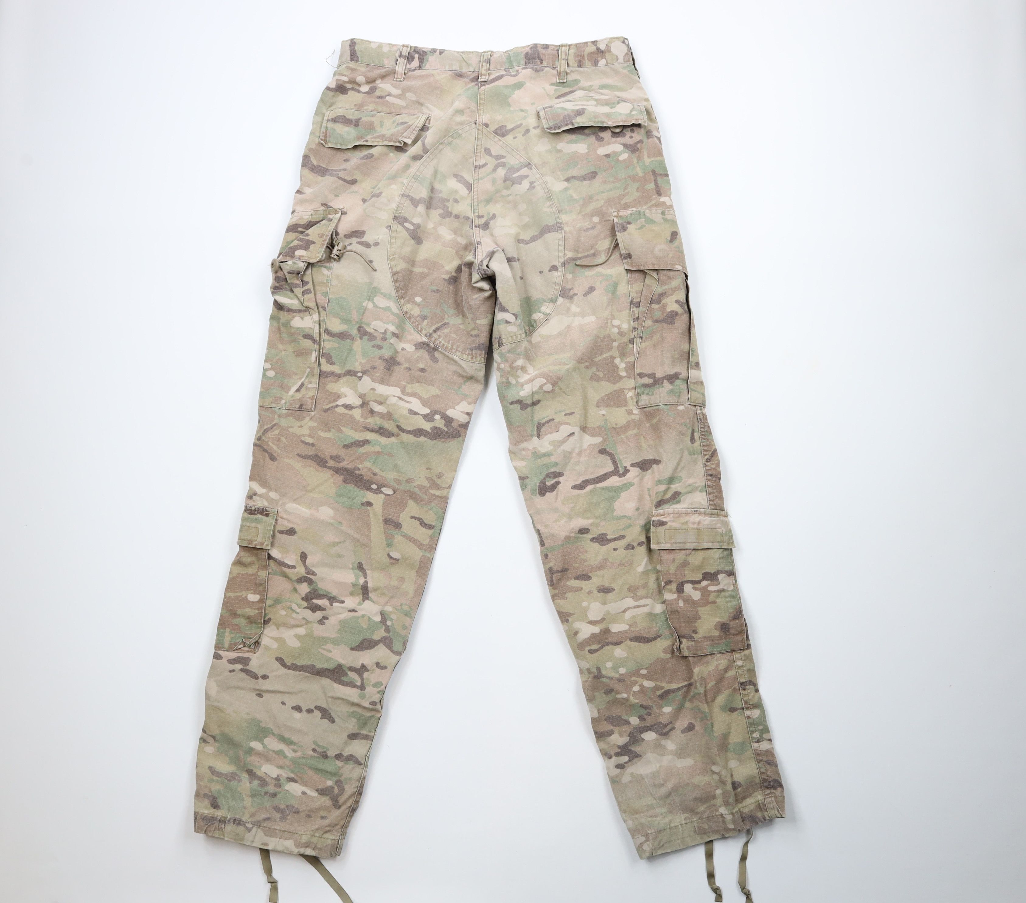 Vintage Vintage Camouflage Army Combat Cargo Pants Trousers USA Size US 34 / EU 50 - 7 Thumbnail