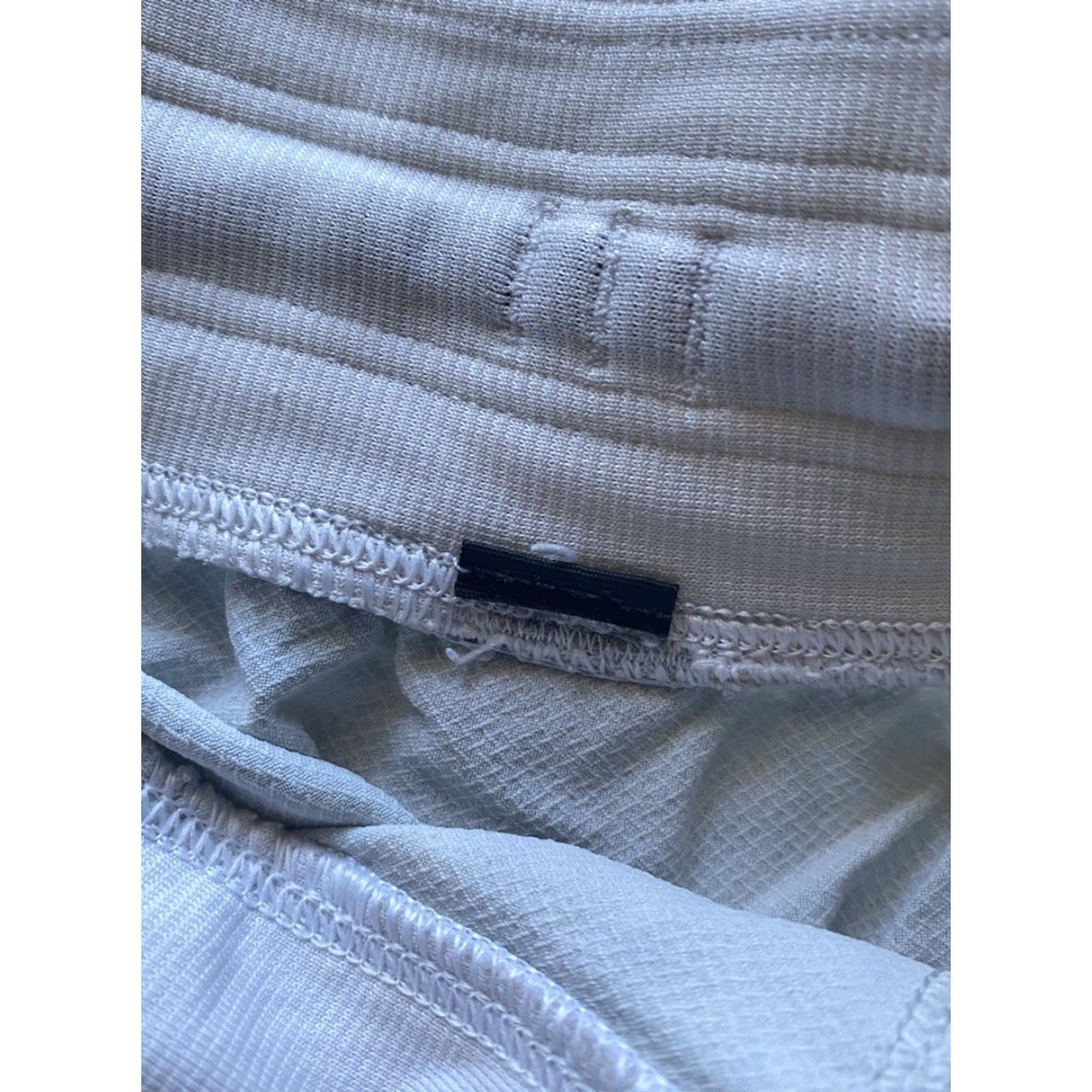 Lululemon Lululemon Shorts License To Train LTT L98 Women’s Size S Multicolor Activewear Shorts Womens S Size 28" / US 6 / IT 42 - 6 Thumbnail