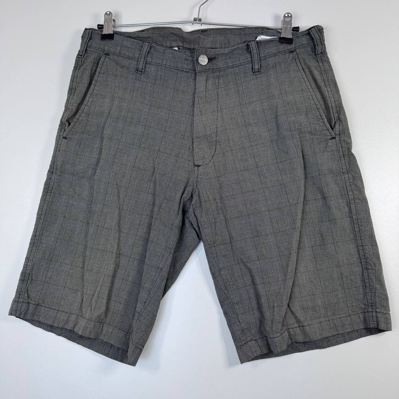 Carhartt Carhartt Wip Cargo Shorts Grey Workwear Casual Mens Size L Size US 36 / EU 52 - 1 Thumbnail