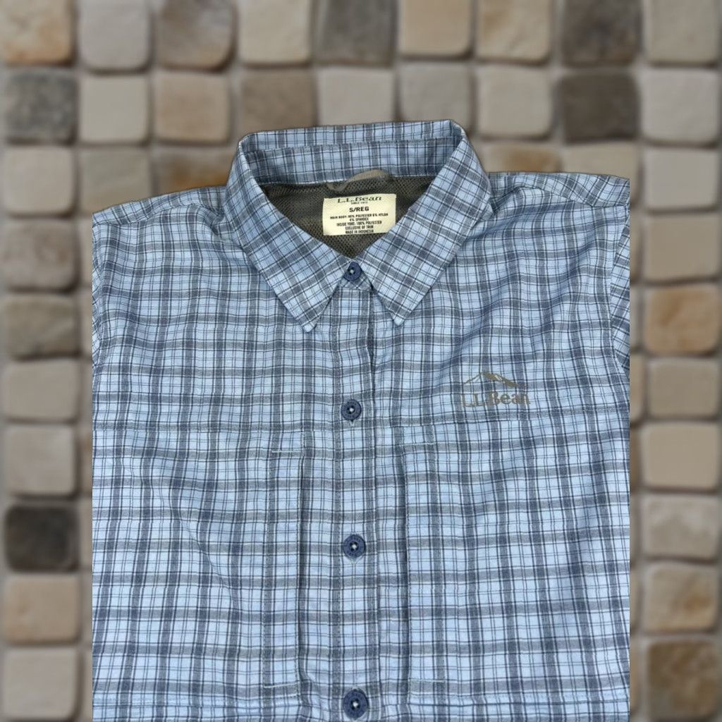 Vintage L.L.Bean Shirt Mens Small Blue Button Up Hiking Quick Dry Casual Plaid Pattern Long Sleeve Button-Up Collared Mens Regular Blue 90s? Size US S / EU 44-46 / 1 - 1 Thumbnail