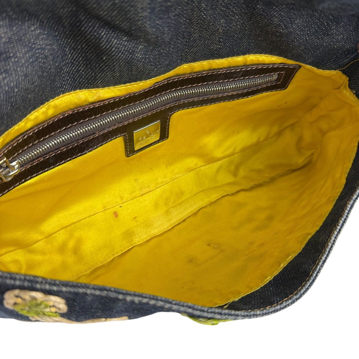 Fendi Fendi Embroidered Flowers Denim Baguette Shoulder Bag Size ONE SIZE - 6 Thumbnail