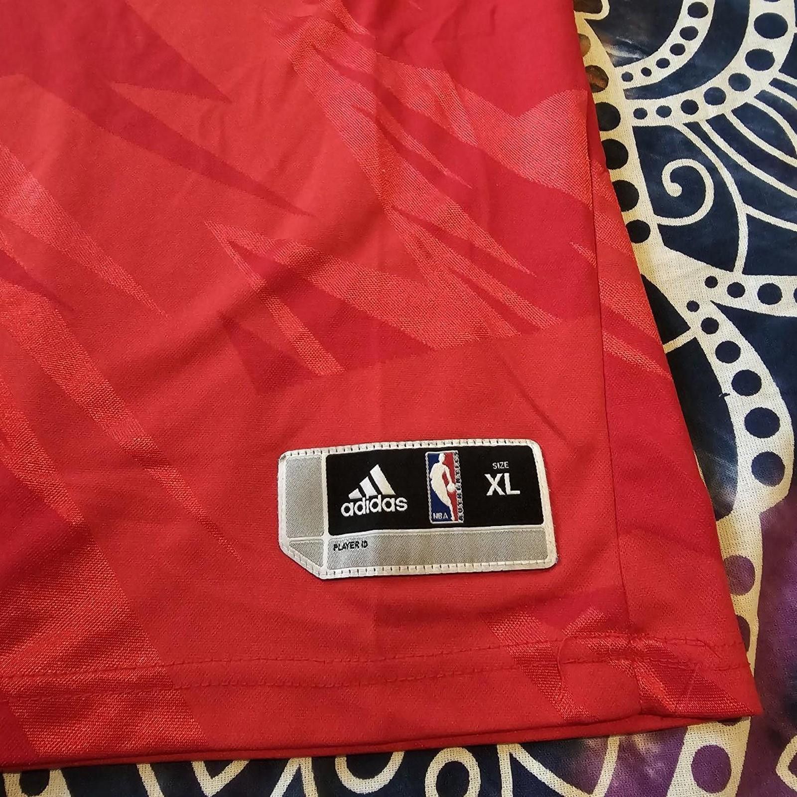 Adidas Adidas NBA #15 Horford Atlanta Hawks Basketball Youth Shirt Size US XL / EU 56 / 4 - 5 Thumbnail