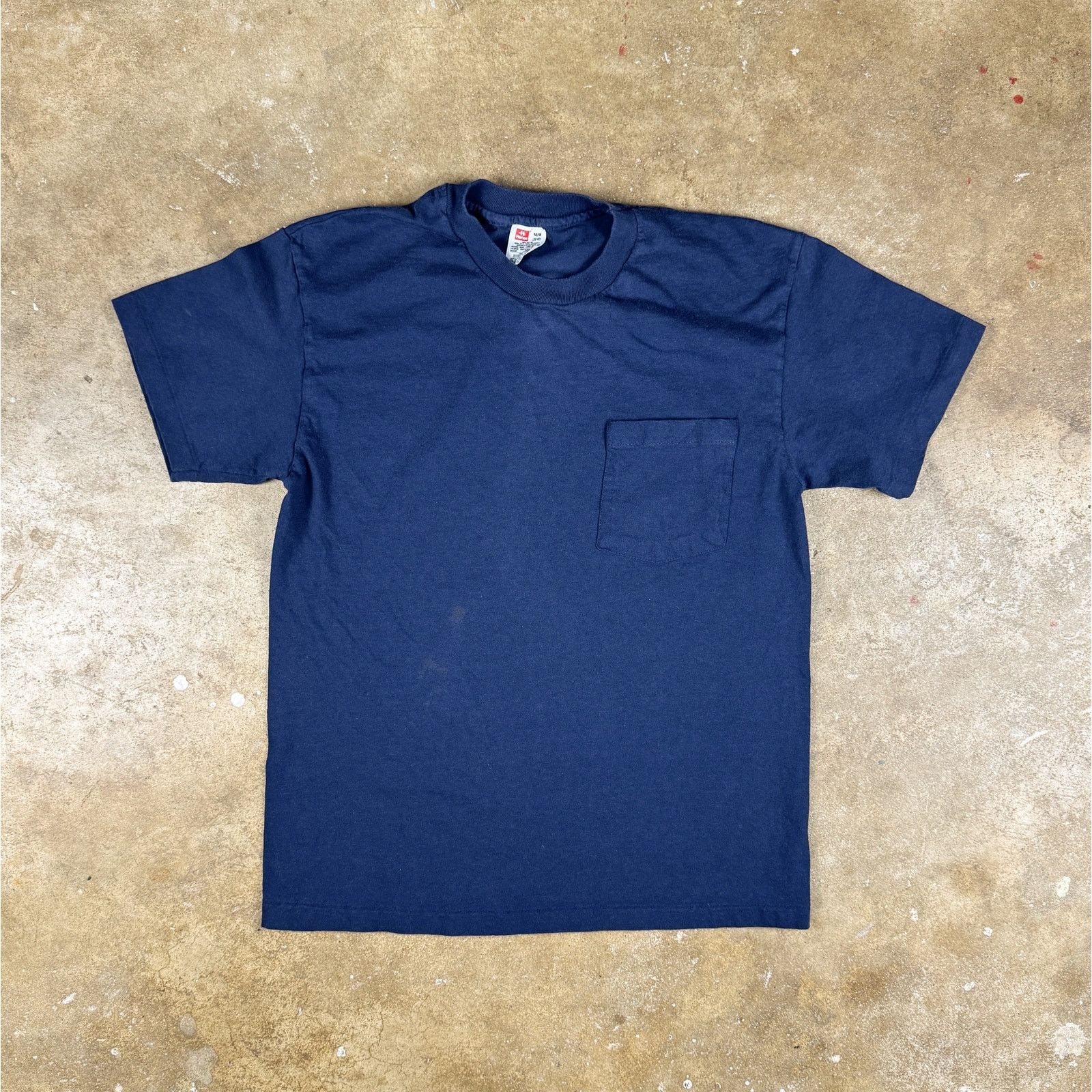 Hanes Vtg Hanes Navy Blue Pocket T-Shirt Men’s M 90s Single Stitch Size US M / EU 48-50 / 2 - 1 Thumbnail