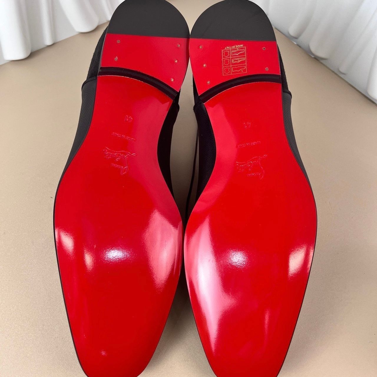 Christian Louboutin Christian Louboutin Mens Greggo Flat Calf Leather Shoes Size Size US 8 / EU 41 - 5 Thumbnail