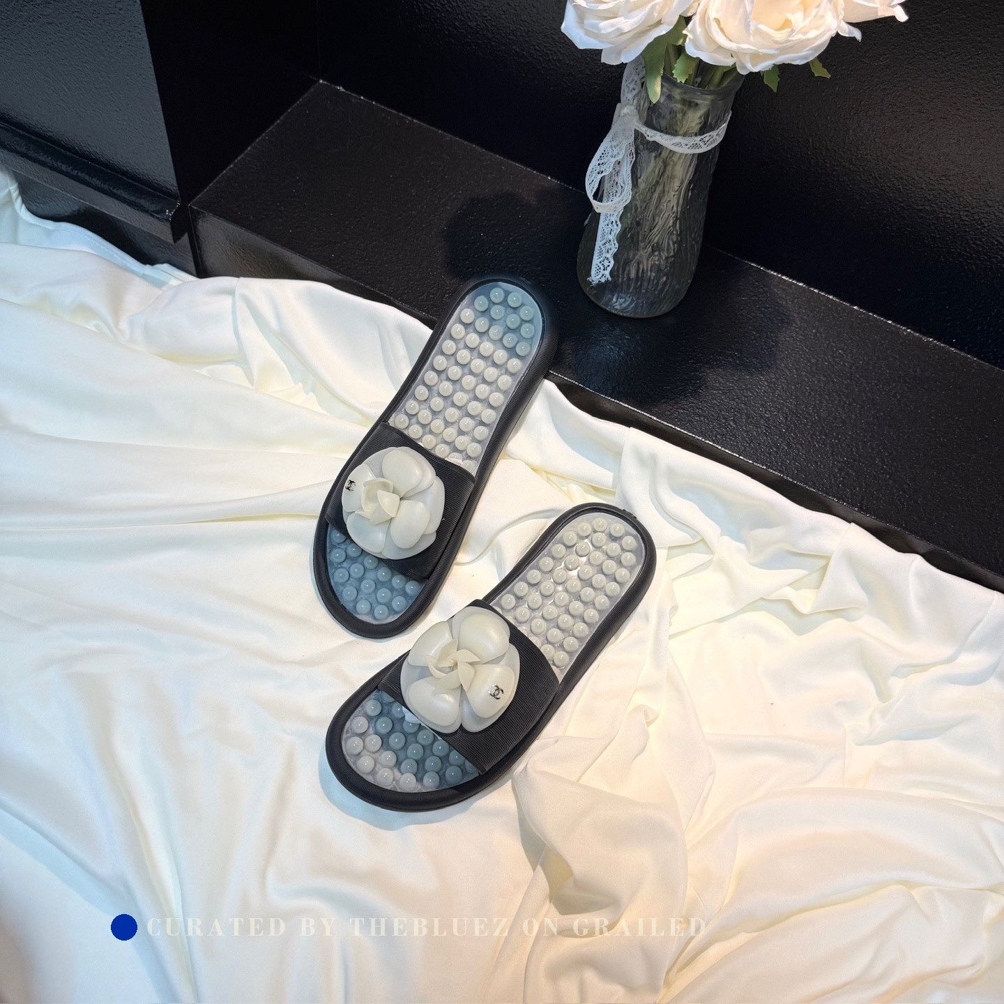 Chanel Chanel Black White Double C Gold Logo Slippers Size US 7 / IT 37 - 1 Thumbnail