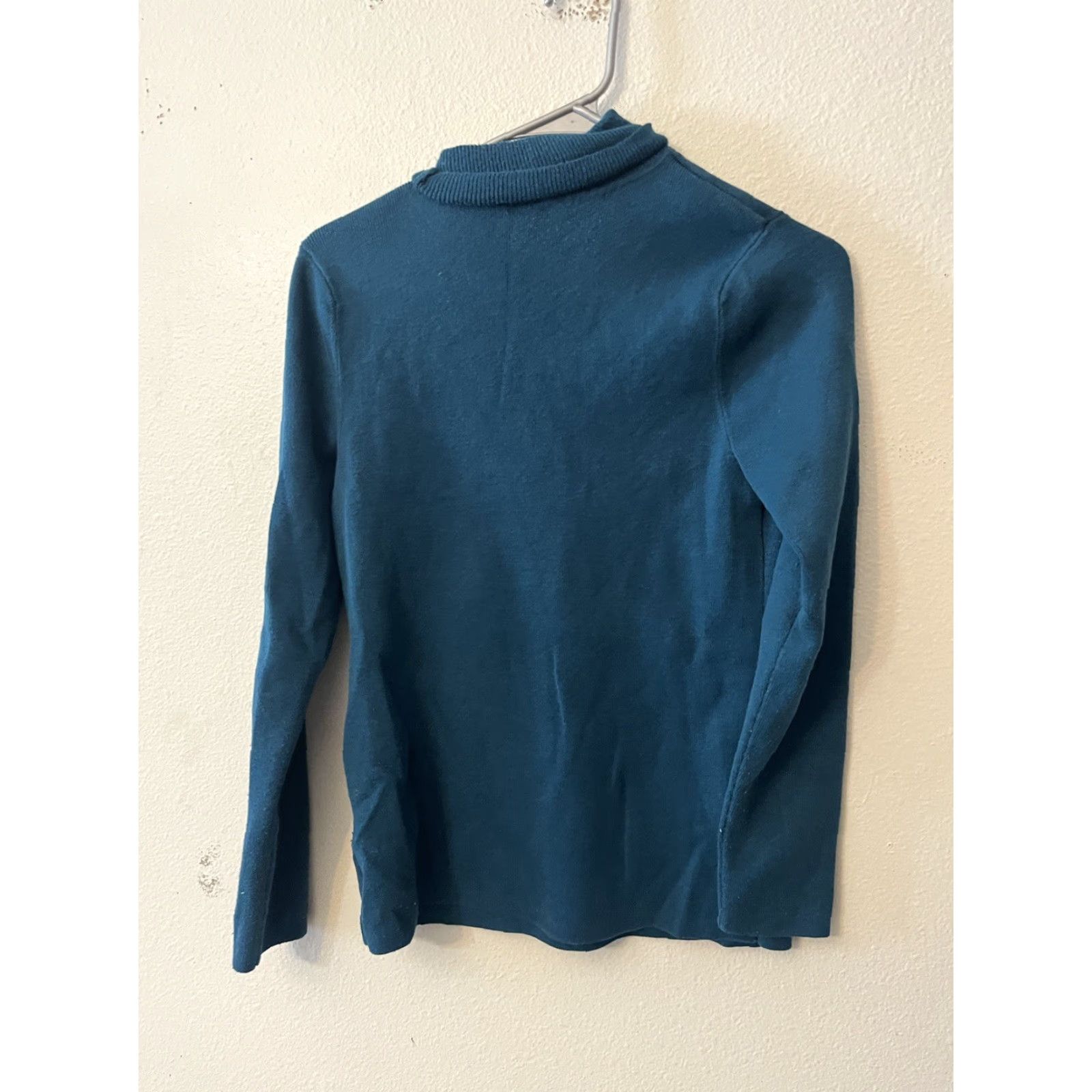 Vintage Chicos Teal Blue Turtleneck, Size 1X Women’s Sweater, Plus Size, Pullover, Blue, Turtleneck, 1X, Women’s, Vintage? Size XL / US 12-14 / IT 48-50 - 3 Thumbnail