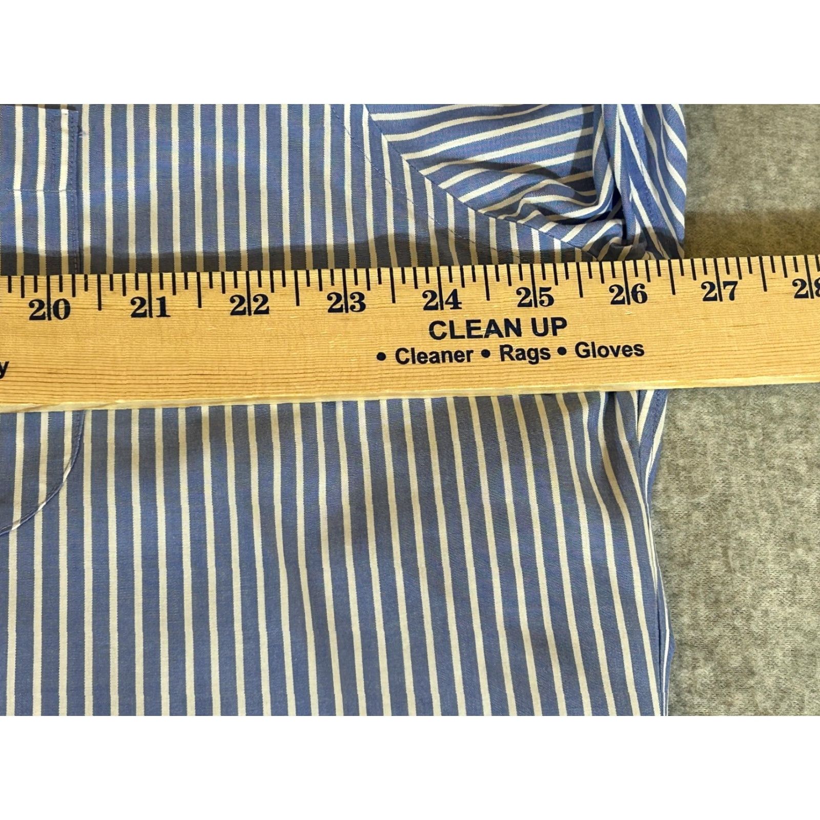 Brooks Brothers Brooks Brothers Shirt Mens 16.5 32/33 Button-Down Collar Traditional Fit Blue White Stripe 100% Cotton Non-Iron Dress Shirt Size US XL / EU 56 / 4 - 4 Thumbnail