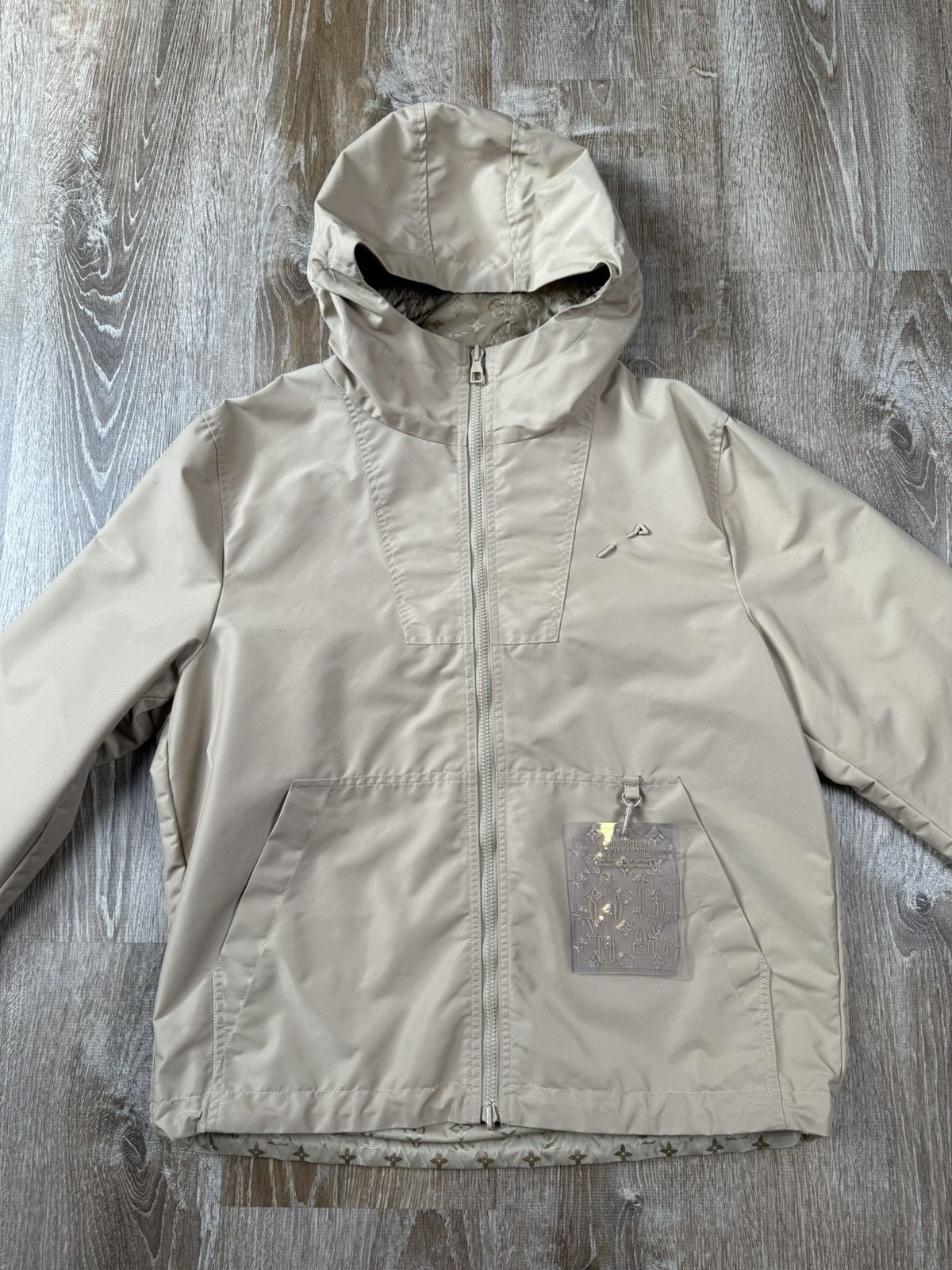 Louis Vuitton Louis Vuitton Staples Edition Reversible Windbreaker Size US S / EU 44-46 / 1 - 3 Thumbnail