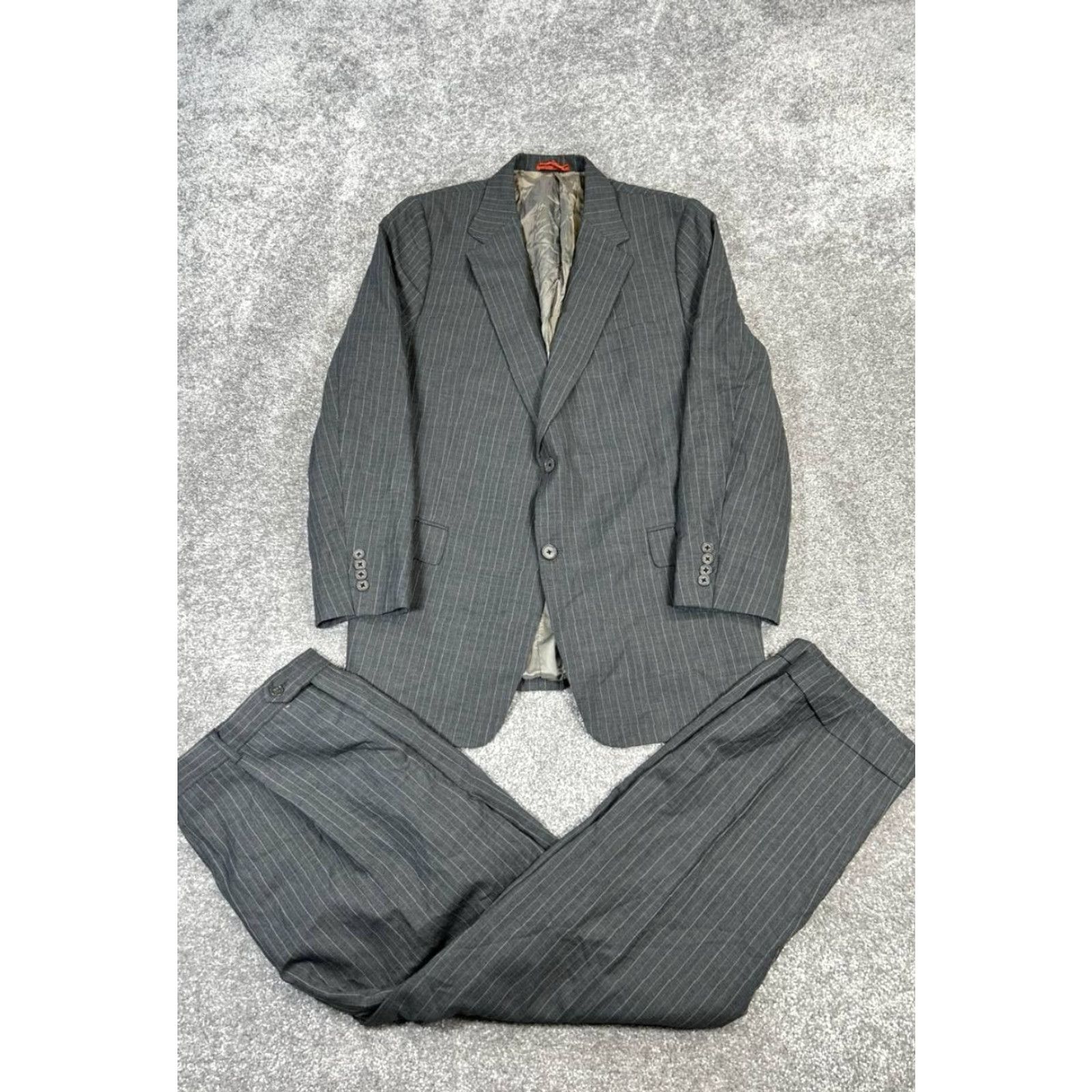 Hart Schaffner Marx Hart Schaffner Marx Travelor Suit Mens 44 Gray Wool Size 44R - 2 Thumbnail