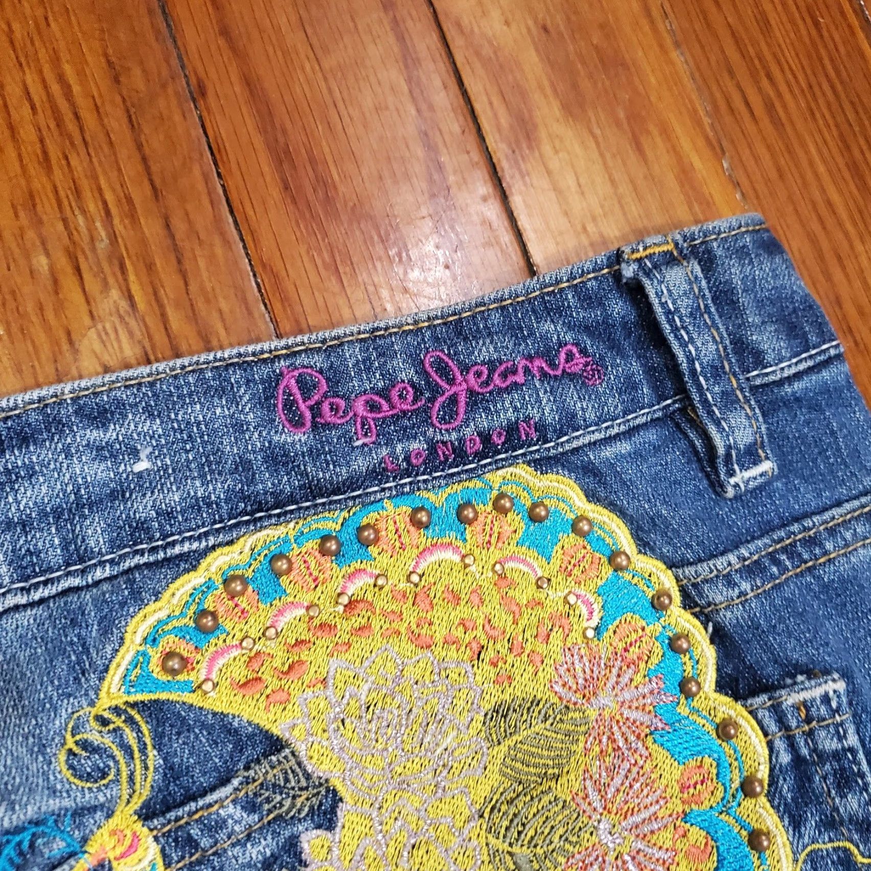 Pepe Jeans VINTAGE Pepe Jeans London Jeans Womens 36 Blue Embroidered Peacock Bootcut Stretch Studs Jeans Women Size 25" / US 0 / IT 36 - 5 Thumbnail