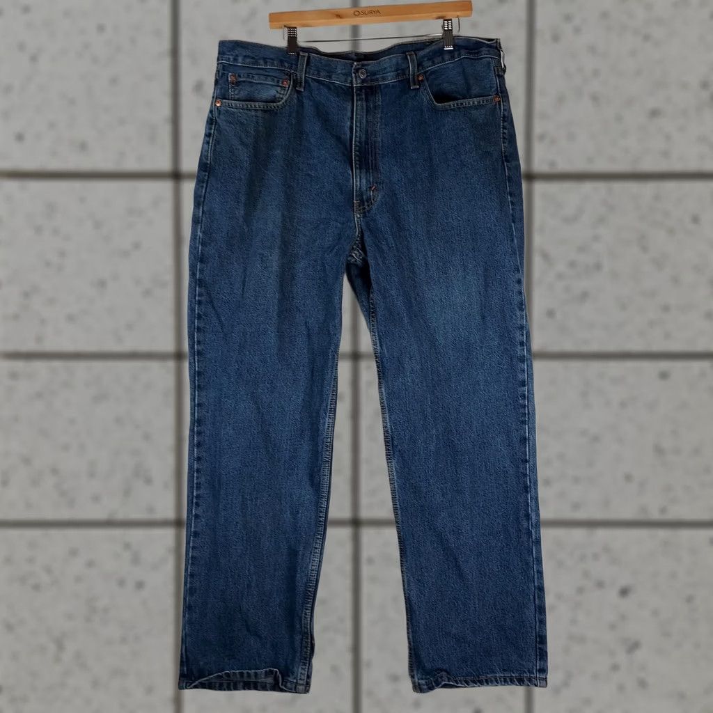 Levi's Levi’s 550 Relaxed Fit Jeans Men 40x30 Blue Denim Medium Wash Zip 5-Pocket Straight Regular Comfort Jeans Mens Size US 40 / EU 56 - 1 Thumbnail