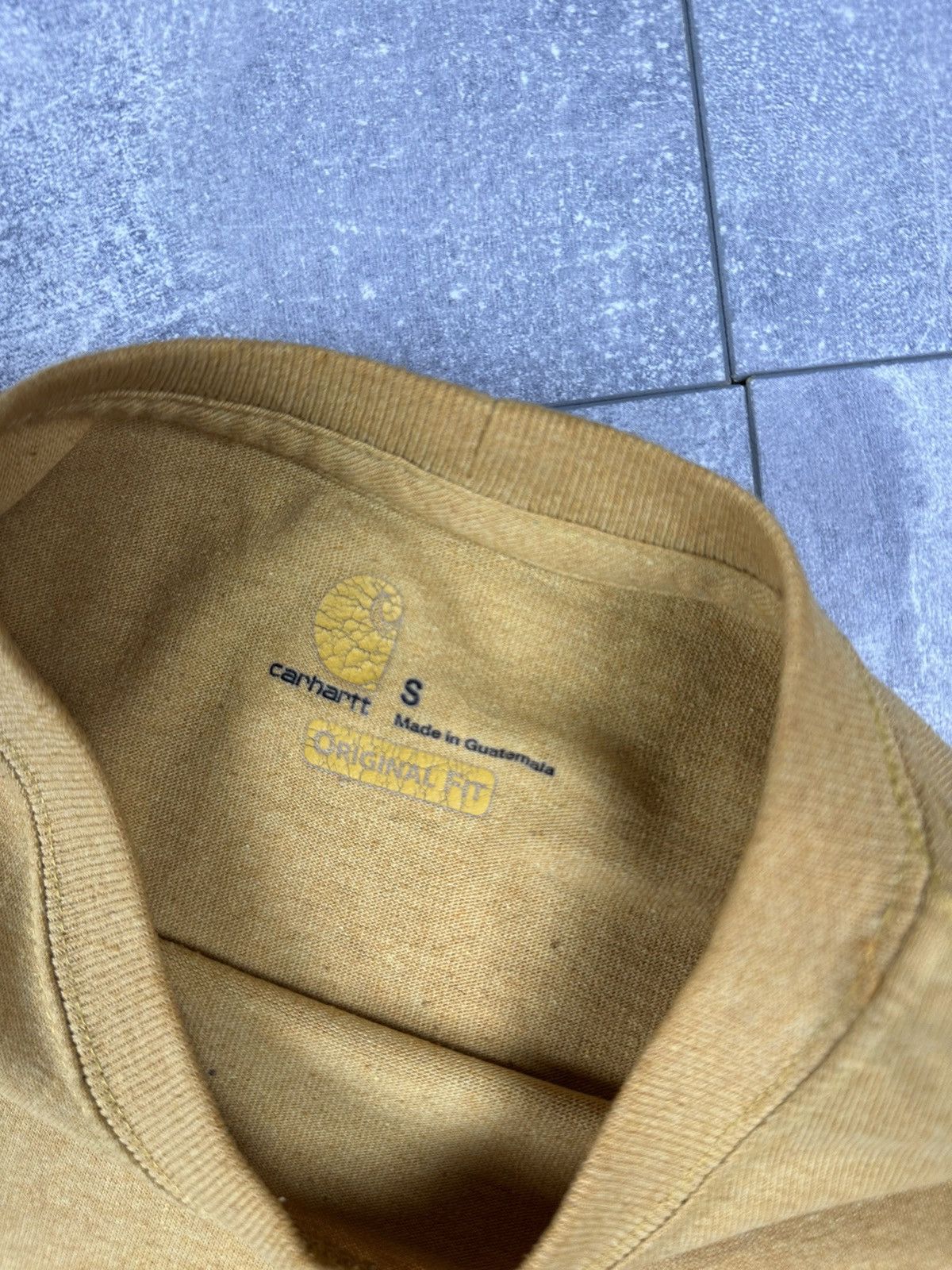 Carhartt Carhartt Mustard Small Tab Logo Mens Basic T-Shirt Size US S / EU 44-46 / 1 - 6 Thumbnail