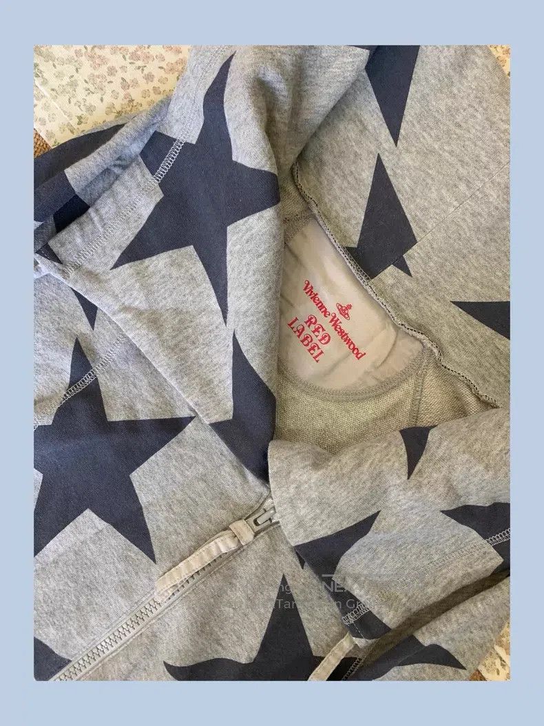 Vivienne Westwood Vivienne Westwood Long sleeve sweater, autumn and winter c Size M / US 6-8 / IT 42-44 - 4 Thumbnail