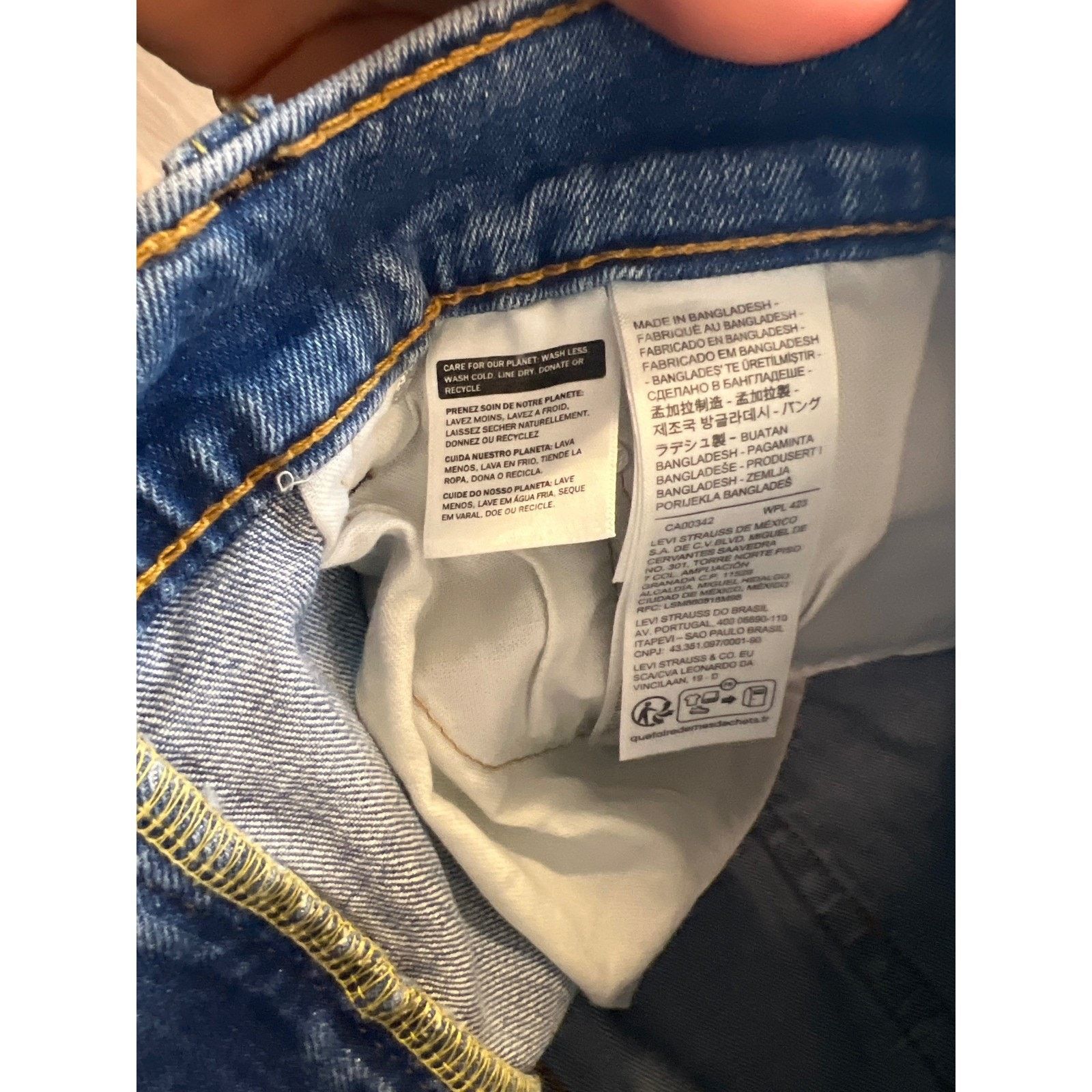 Levi's Levis 505 Straight Fit Jeans Mens 33X30 Medium Wash Size US 33 - 6 Thumbnail