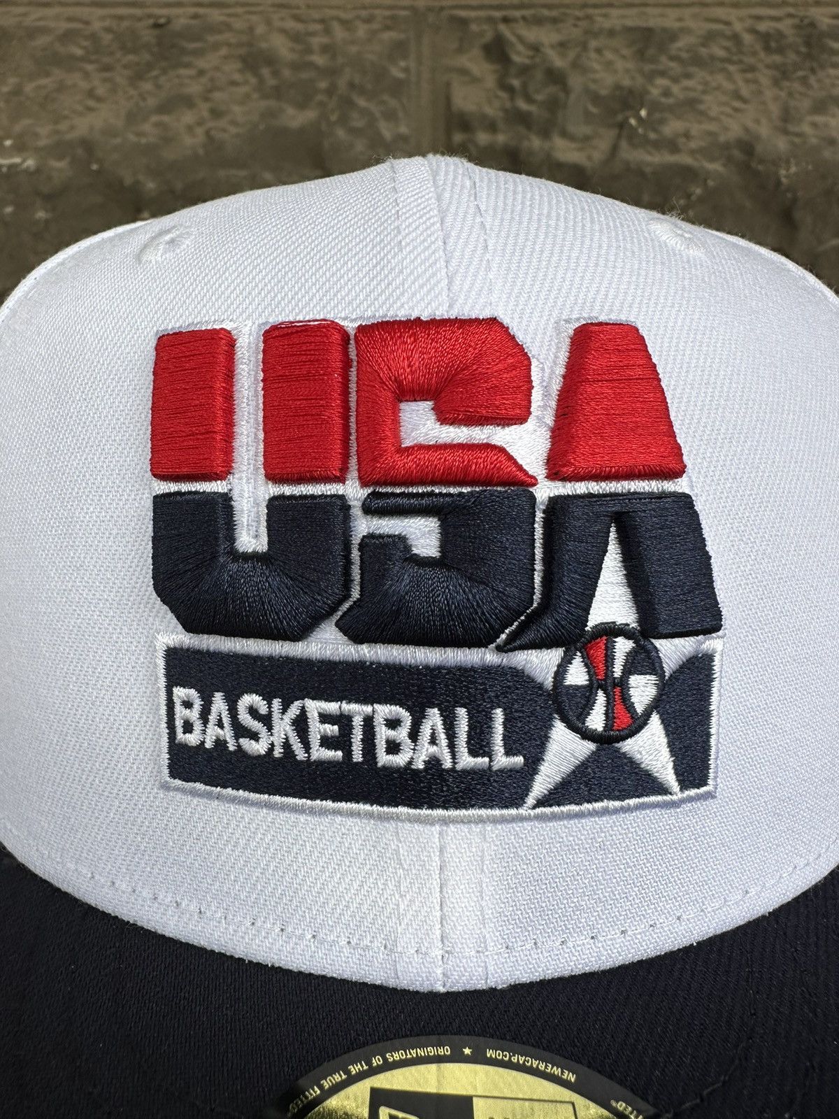 7 1/4 USA BASKETBALL DREAM TEAM BARCELONA 1992 COMMEMORATIVE