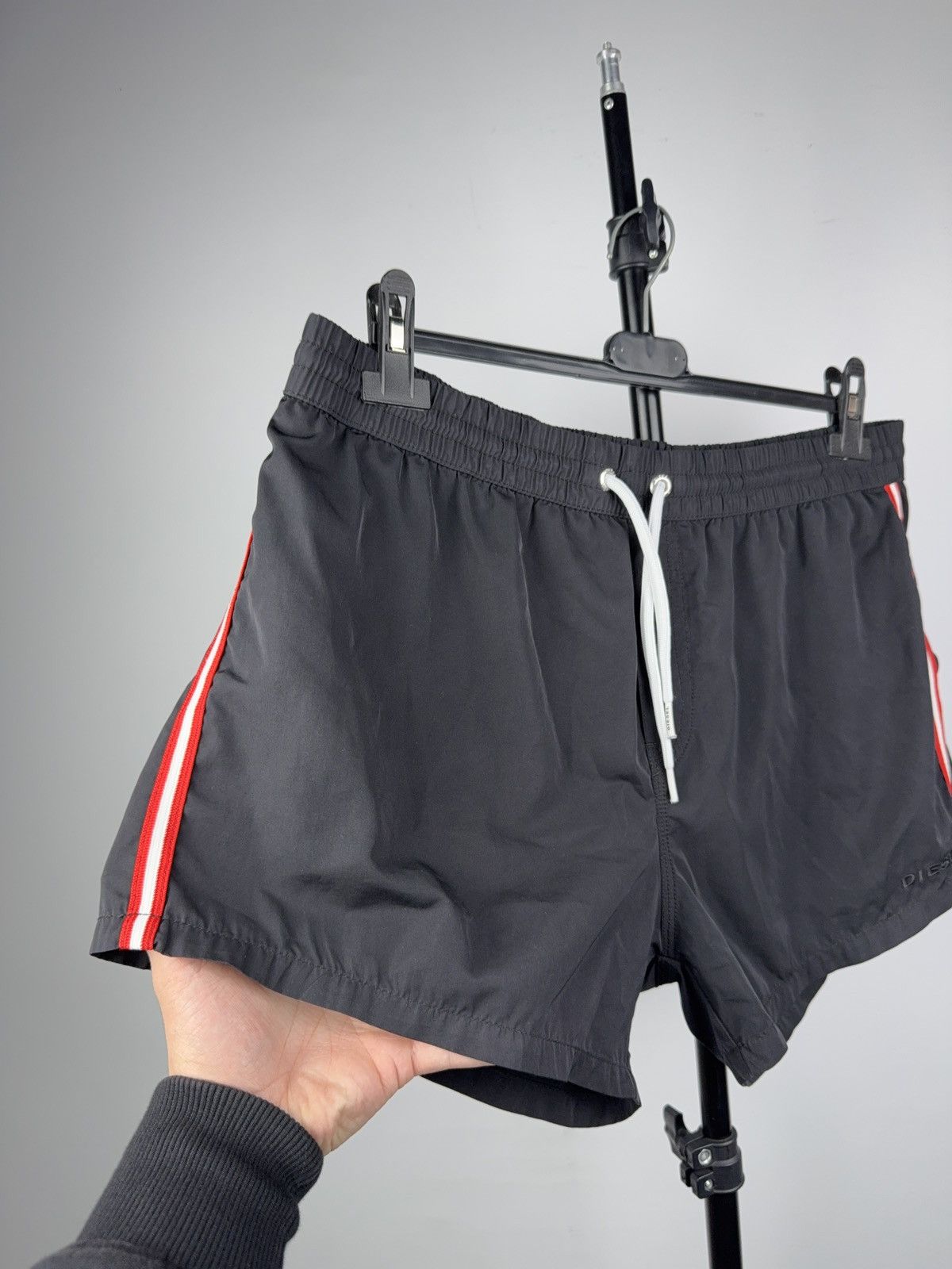 Diesel Luxury Diesel Beachwear Black Red Stripe Swim Shorts Size US 33 - 2 Thumbnail