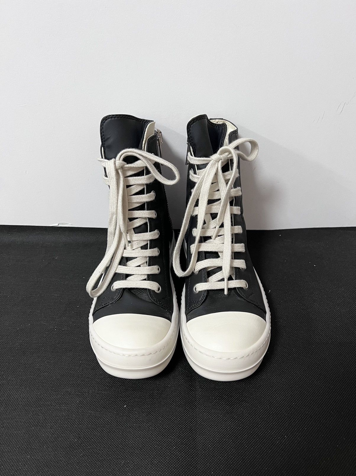 Rick Owens Drkshdw Rick owens drkshdw ramones high top sneakers sz35.5 Size US 5.5 / IT 35.5 - 3 Thumbnail
