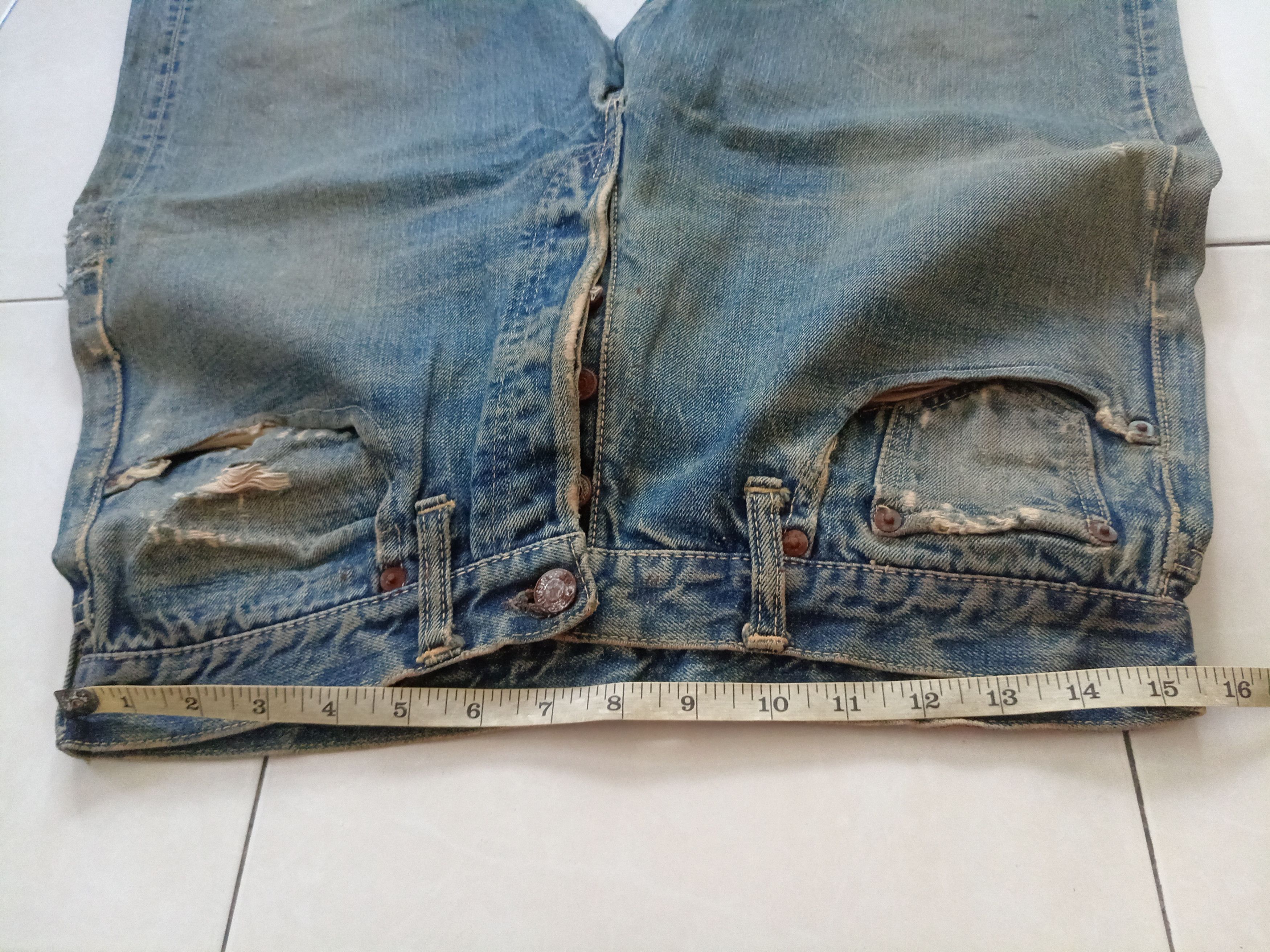 Levi's Vintage Levi's 501xx big E distressed jeans Size US 31 - 15 Thumbnail