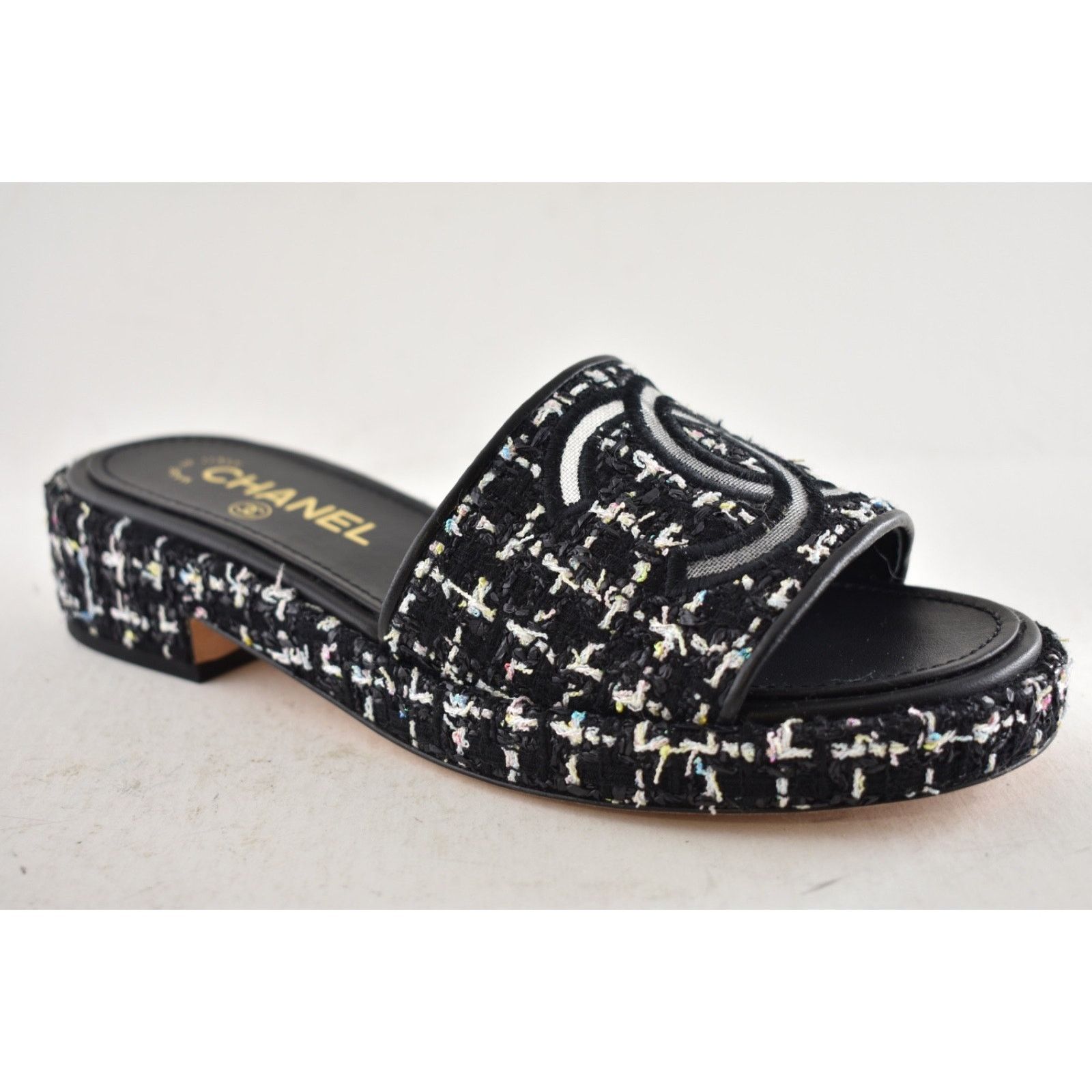 Chanel Chanel 20P Black White Tweed Mesh CC Logo Slide Slip Size US 6.5 / IT 36.5 - 4 Thumbnail