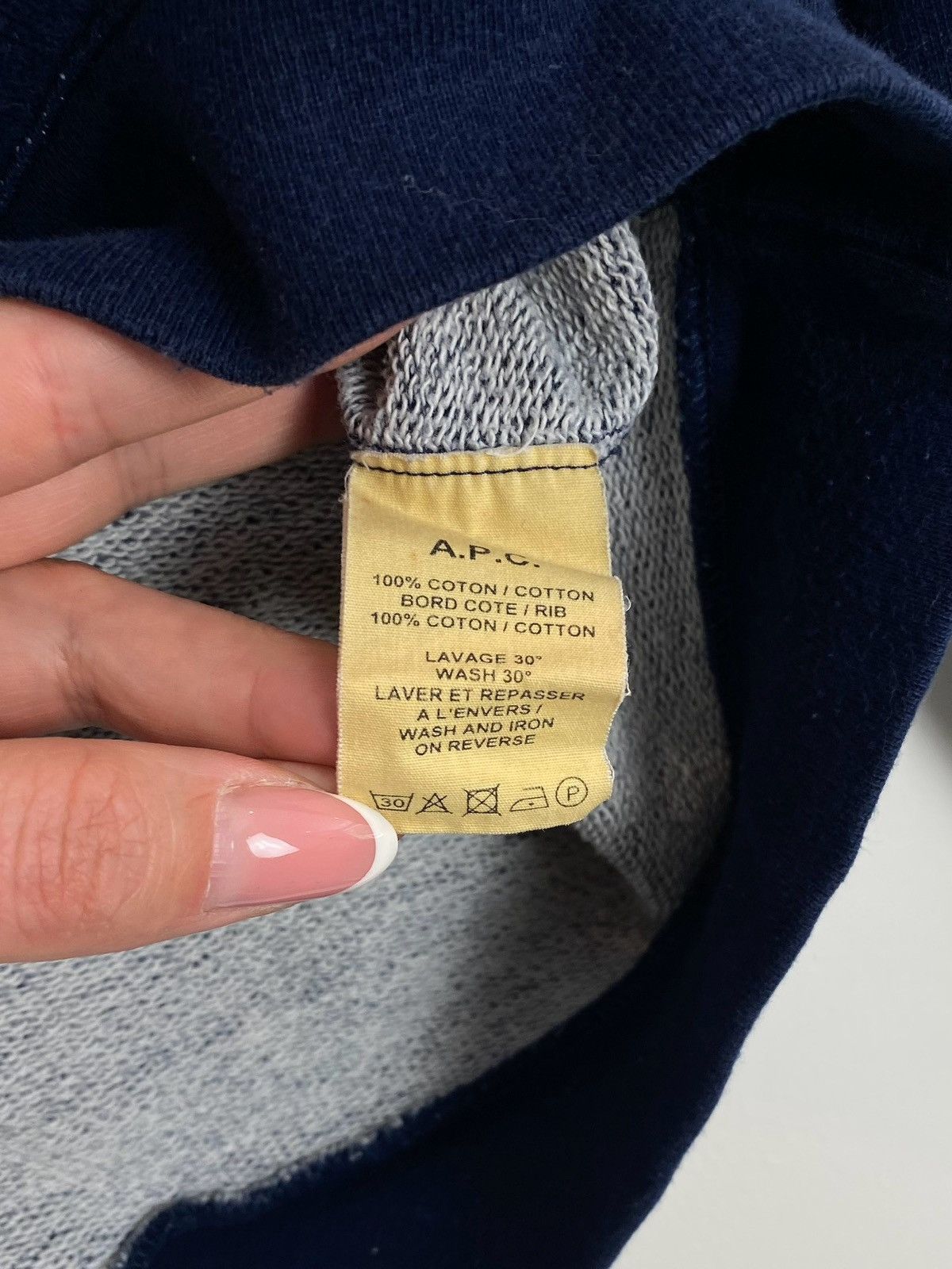 A.P.C. A.P.C. Rue Madame Pres Du Luxembourg Sweatshirt Size S Blue Size S / US 4 / IT 40 - 4 Thumbnail