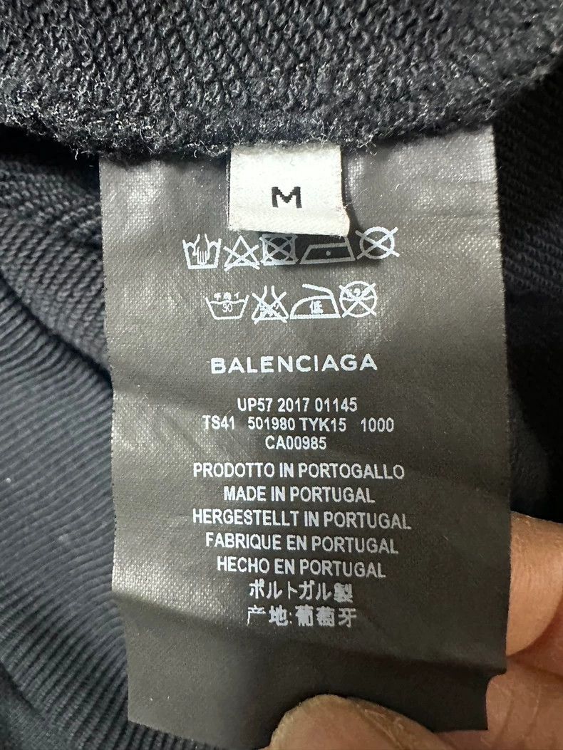 Balenciaga Balenciaga Rainbow slogan city limited gradient color lette Size US M / EU 48-50 / 2 - 5 Thumbnail