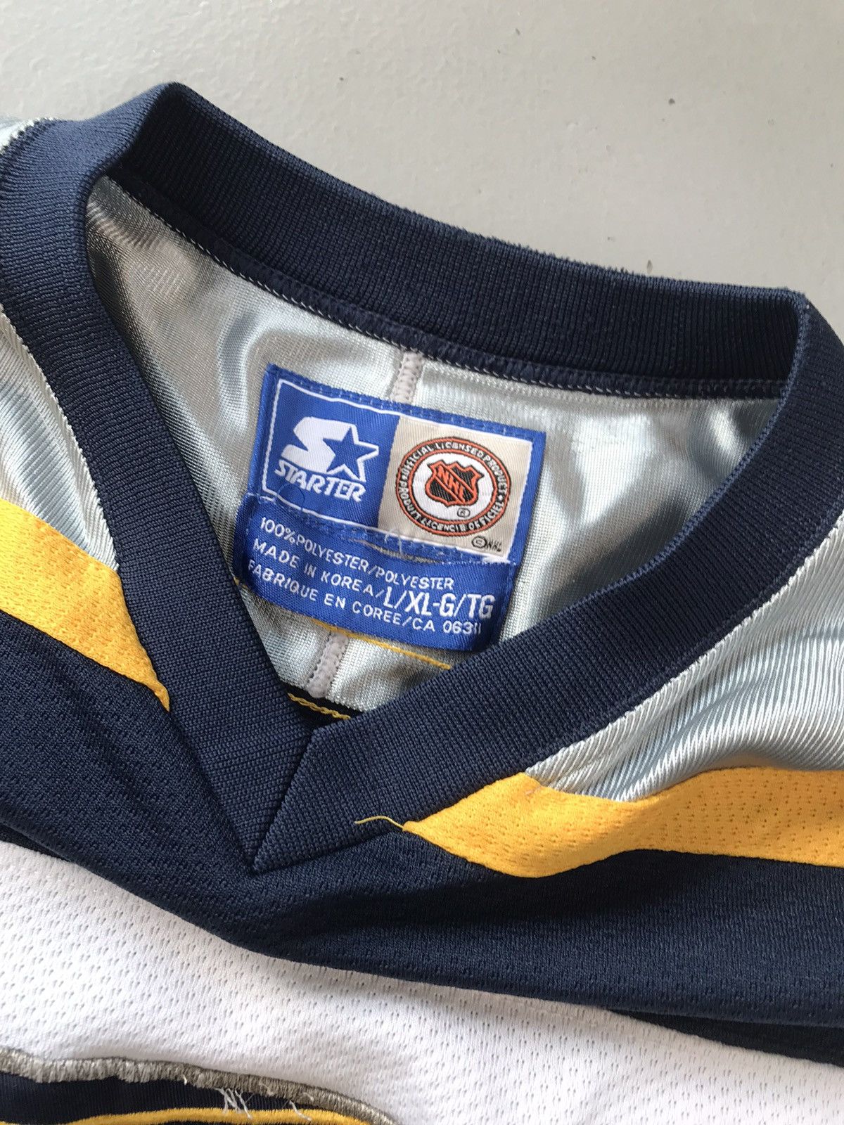 Starter × Vintage Vintage starter NHL stylish polyester hockey jersey Size US S / EU 44-46 / 1 - 4 Thumbnail
