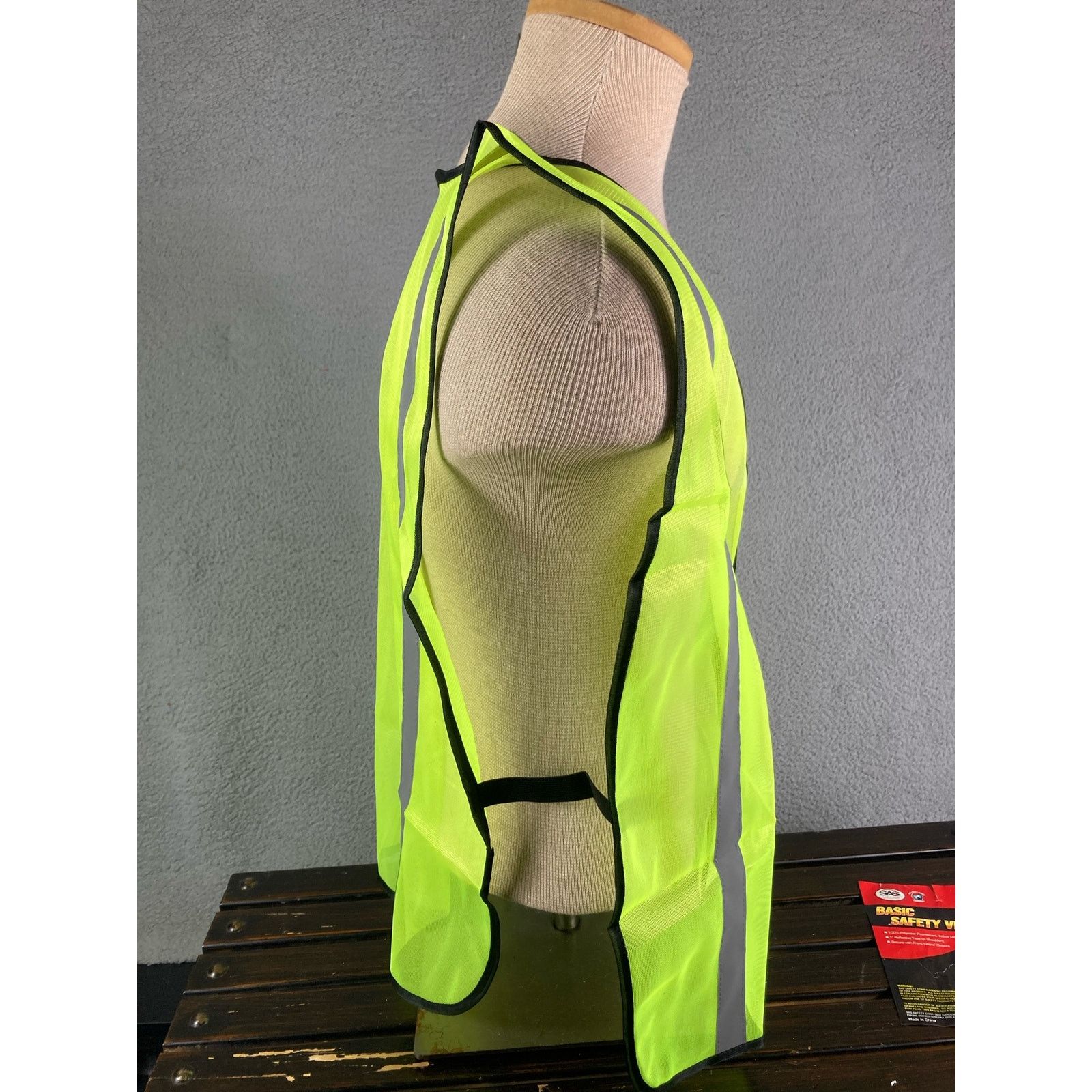 SAS Safety Vest High Visibility Yellow Reflective SAS Pocket New Size US XL / EU 56 / 4 - 8 Thumbnail