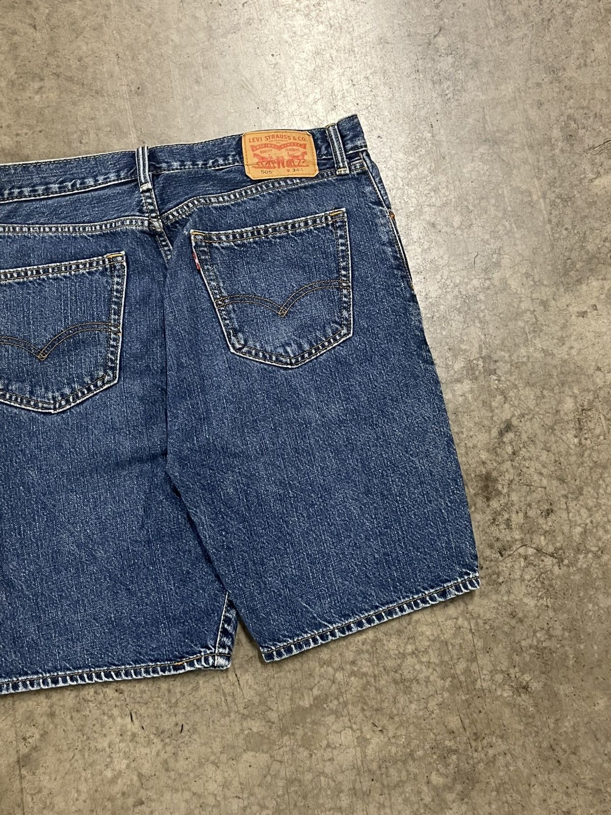 Levi's × Vintage Levi’s jorts baggy fit style 505s vintage streetwear hype Size US 34 / EU 50 - 3 Thumbnail