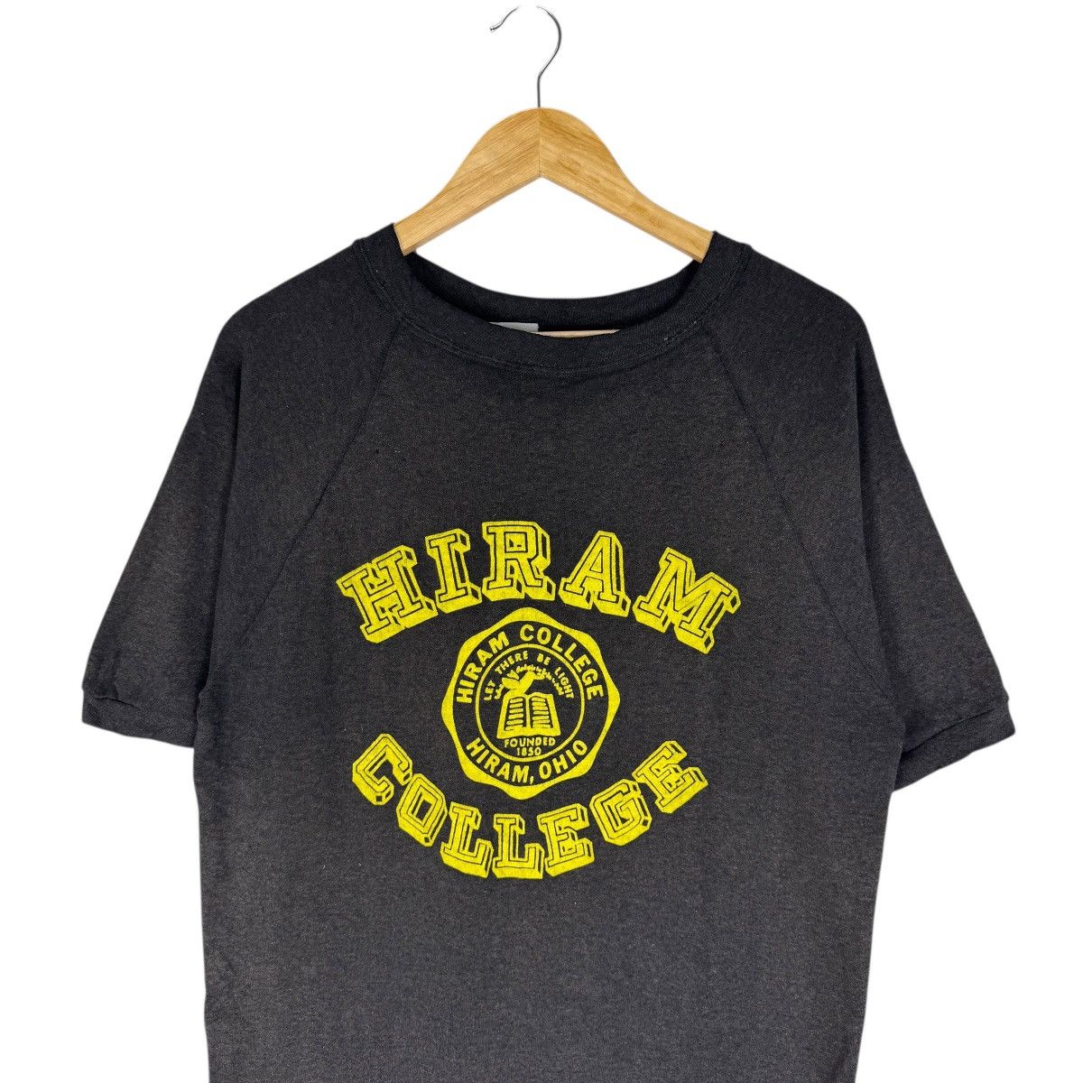 Vintage ☀️80s HIRAM COLLEGE SHORT SLEEVE SWEATSHIRT Size US M / EU 48-50 / 2 - 3 Thumbnail