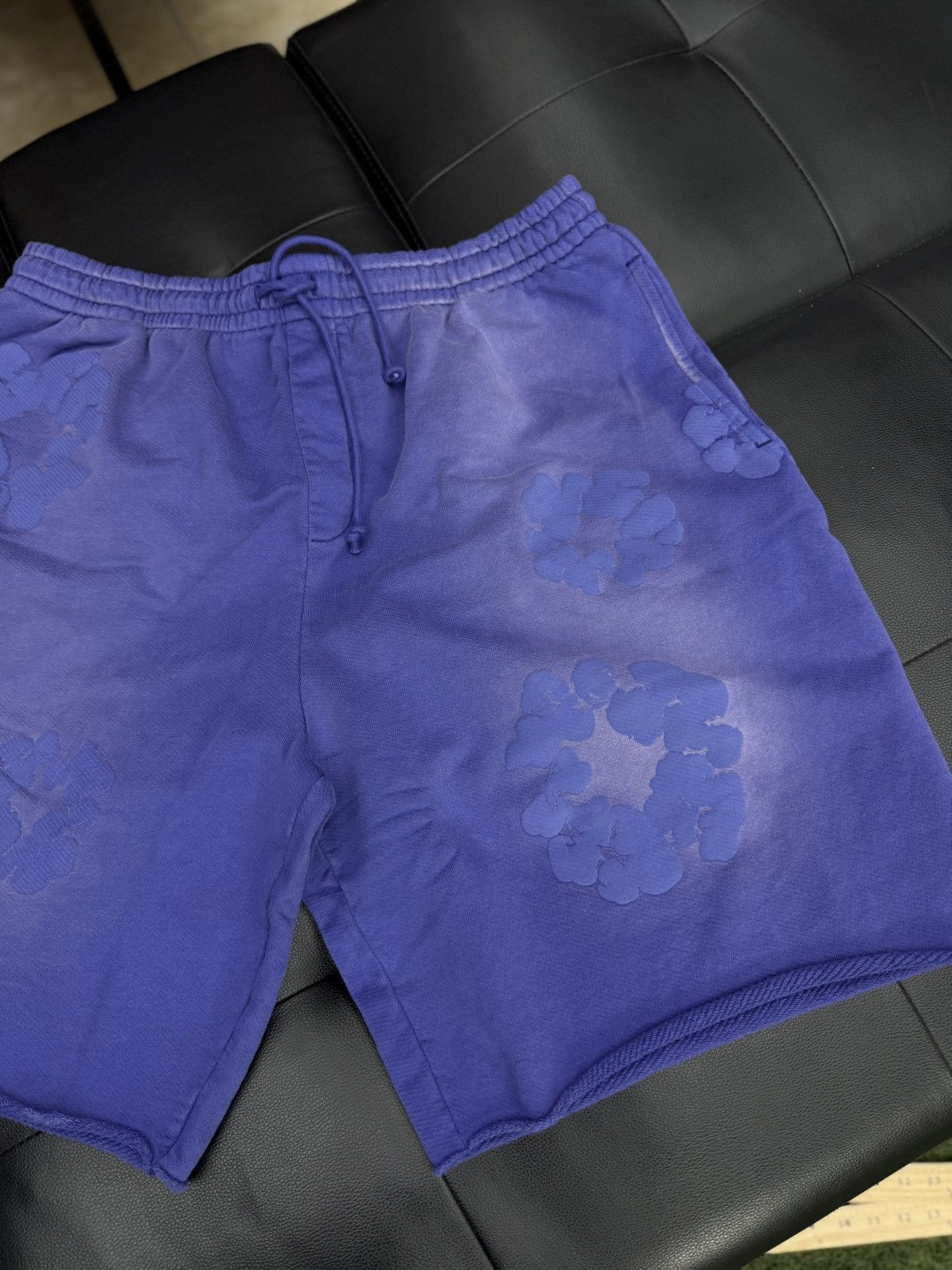 DENIM TEARS Denim Tears 2025 Cotton Wreath Shorts Pink Size XL Size US 34 / EU 50 - 2 Thumbnail