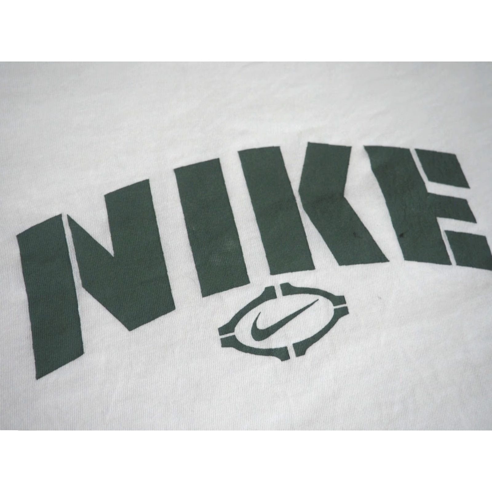 Nike VTG 90s Nike Spellout Mini Swoosh White Green Logo Tee T-Shirt Mens L Size US L / EU 52-54 / 3 - 4 Thumbnail