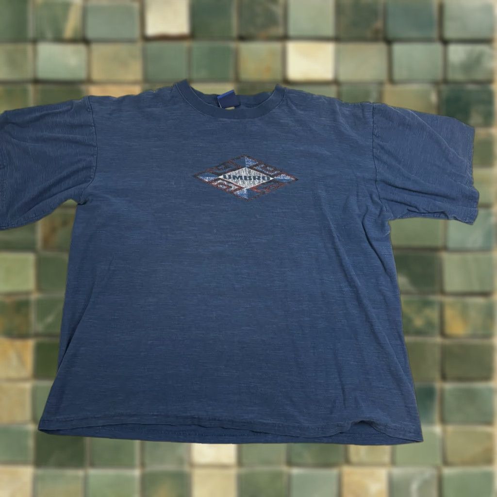 Umbro VINTAGE Umbro T-Shirt Men’s 2XL Blue 90s Soccer Center Logo Mens Size US XXL / EU 58 / 5 - 1 Thumbnail