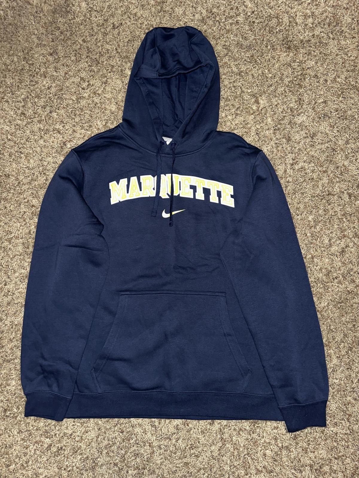 Nike Men’s Marquette Club Fleece College Hoodie