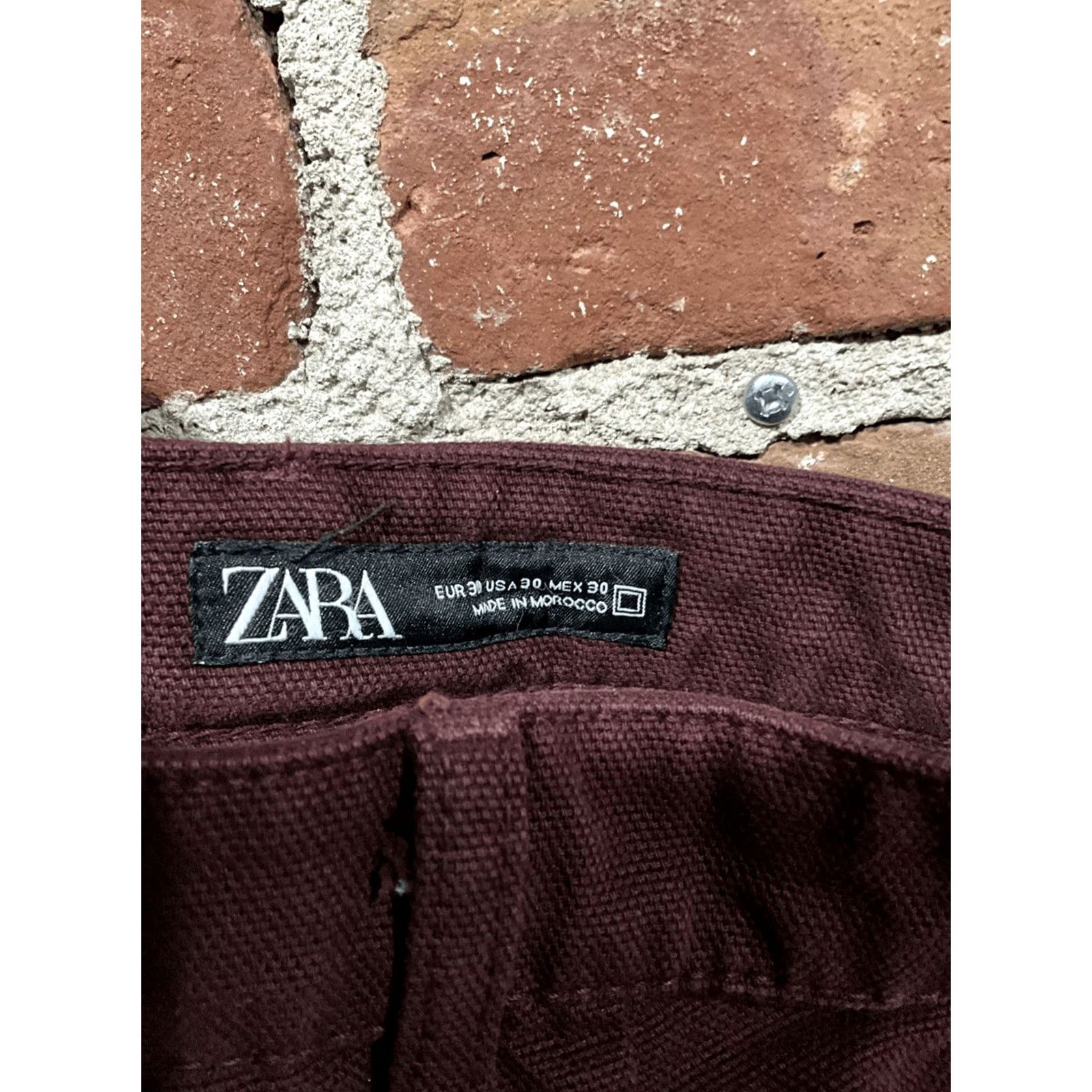 Zara Zara Burgundy Cargo Carpenter Pants Mens 30 Red Color 29 Inseam Regular Size US 30 / EU 46 - 4 Thumbnail