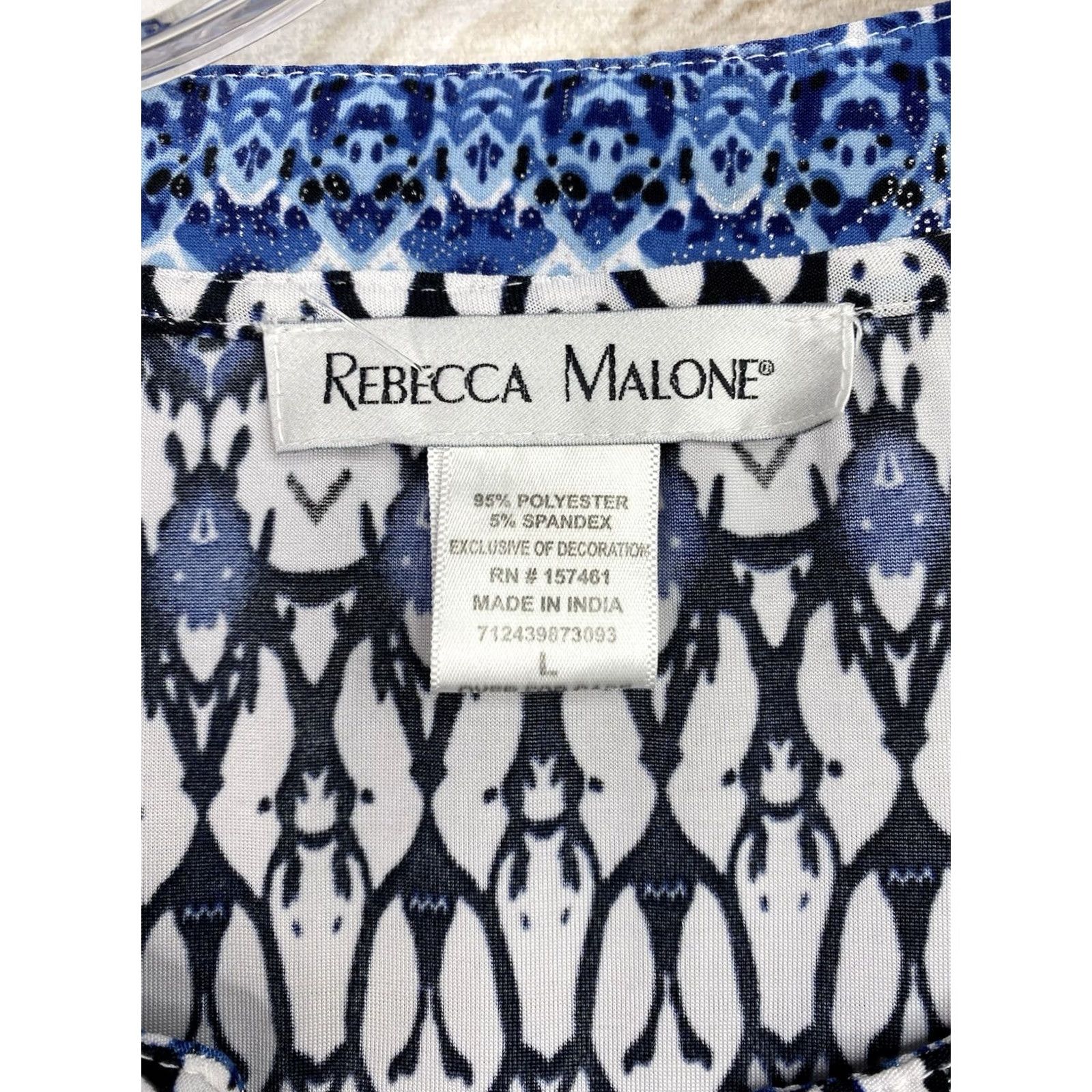 Vintage Rebecca Malone Blouse L Blue V-Neck Geometric Printed 3/4 Sleeve Polyester Knit Pant Compatible Women Size L / US 10 / IT 46 - 4 Thumbnail