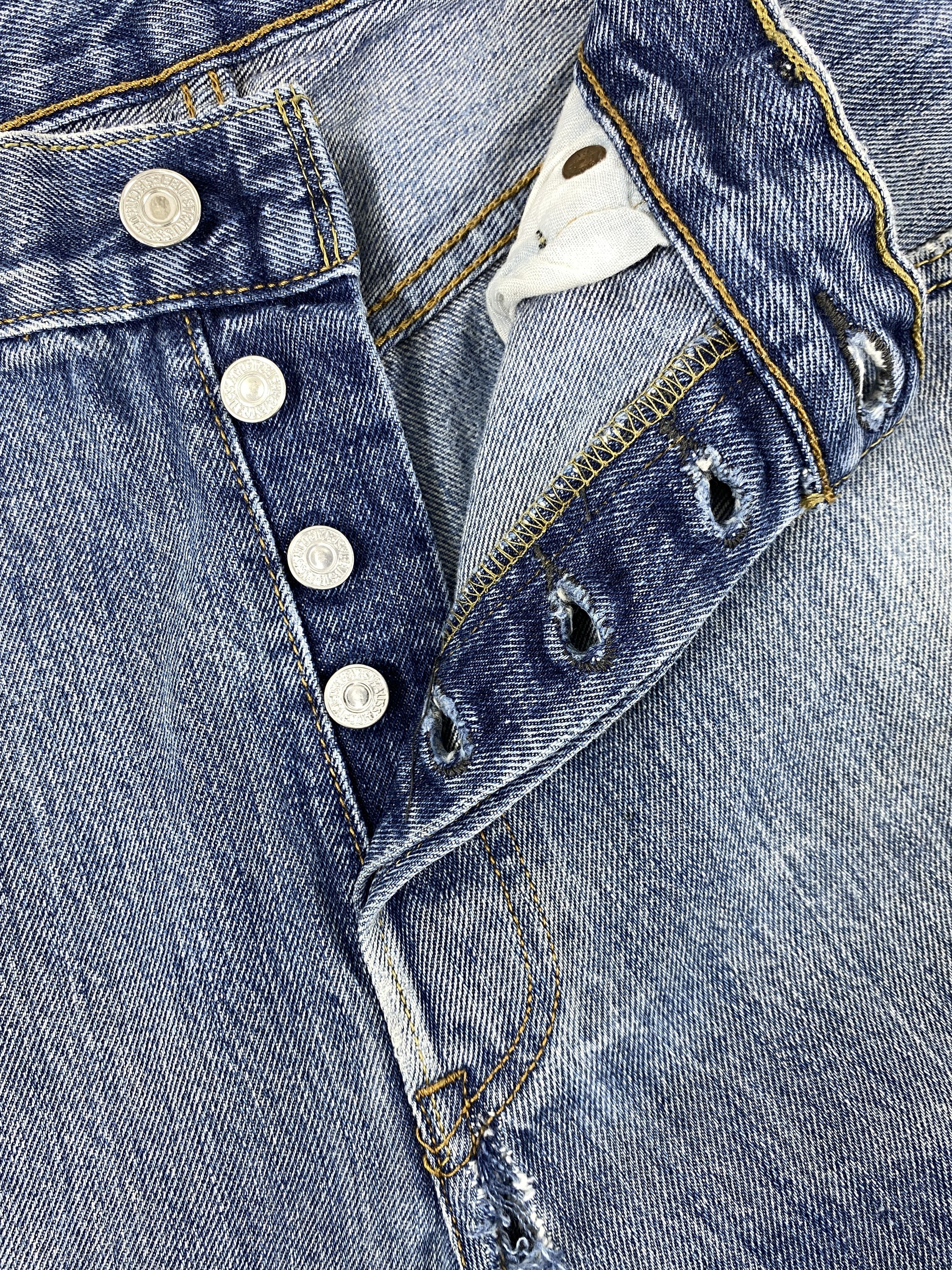 Levi's Distressed Blue Vintage Levi's 501 Jeans 32x31 Denim -JN1605 Size US 32 / EU 48 - 5 Thumbnail