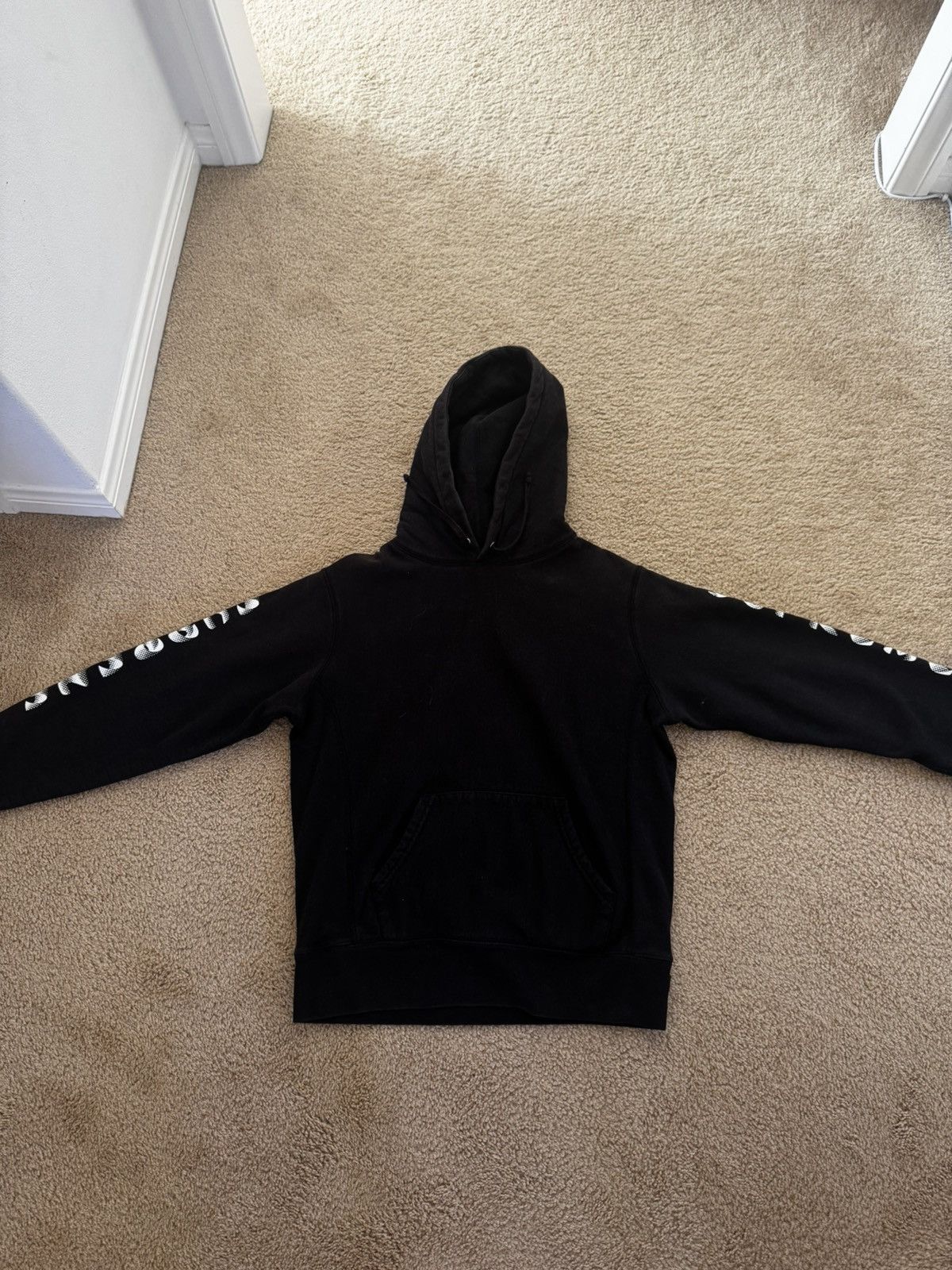 Supreme Supreme Gradient Sleeve Hooded Sewatshirt Size US M / EU 48-50 / 2 - 2 Thumbnail