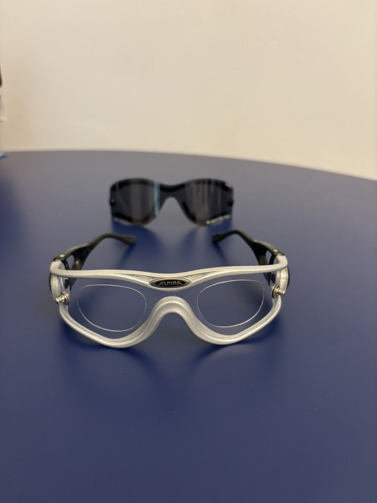 Oakley Alpina Sunglasses Size ONE SIZE - 6 Thumbnail