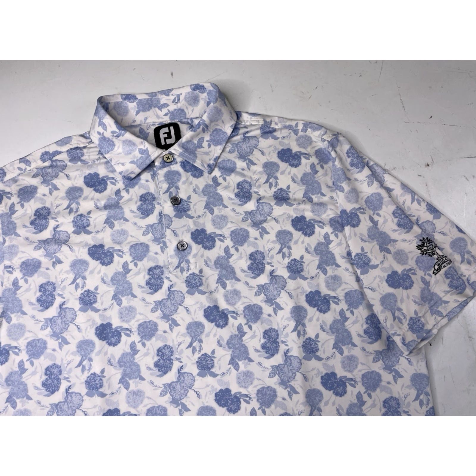 Footjoy FootJoy Polo Shirt Mens Large Blue Floral Golf Polo White Beeches GC Size US L / EU 52-54 / 3 - 2 Thumbnail