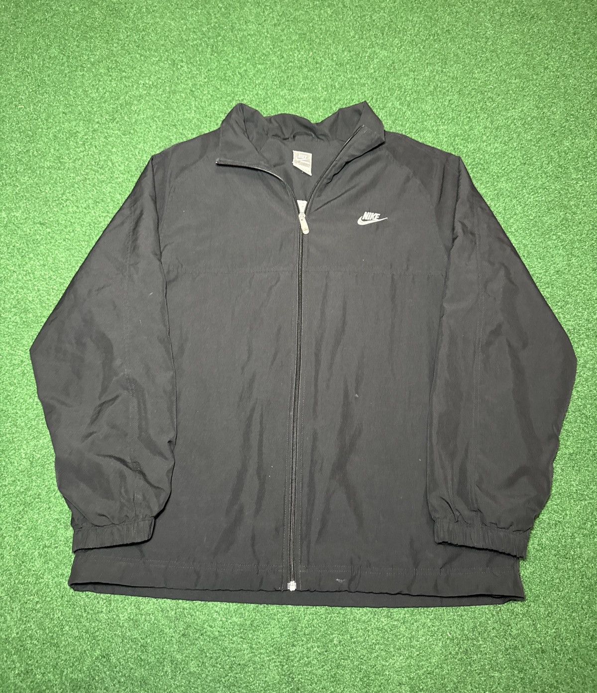 Nike Vintage Y2K Nike Black XL Oversized Windbreaker Jacket Size US XL / EU 56 / 4 - 1 Thumbnail