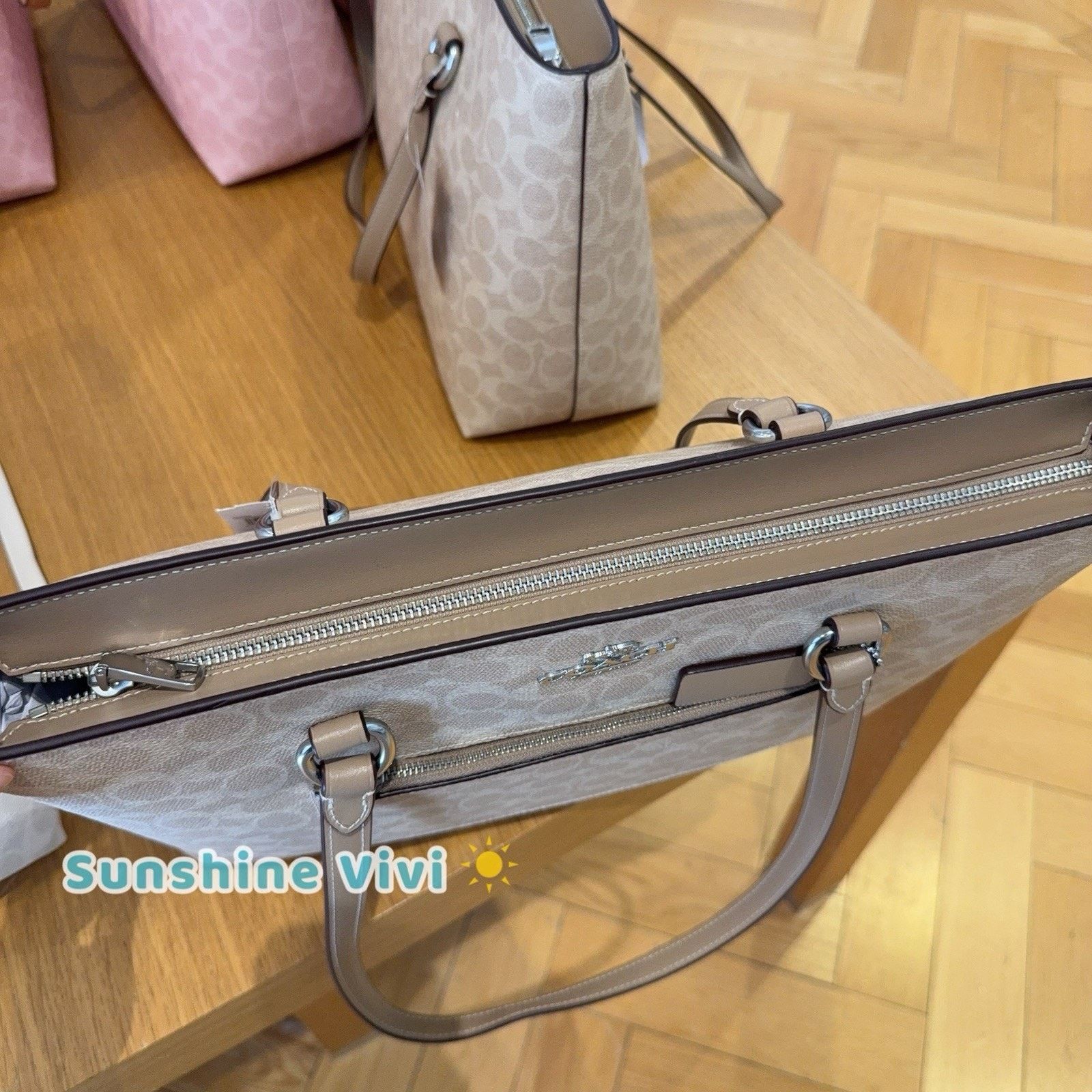 Coach NWT COACH Station Tote Bag In Maxi CCD69 Silver/Sand/Taupe Size ONE SIZE - 2 Thumbnail