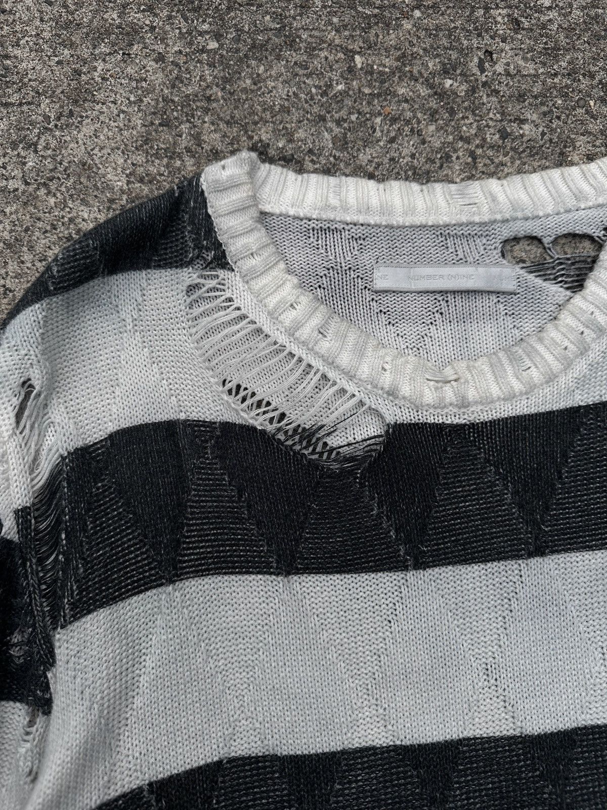 Number (N)ine Number(N)ine AW02 “The Modern Age” Knitted Striped Size US M / EU 48-50 / 2 - 11 Thumbnail